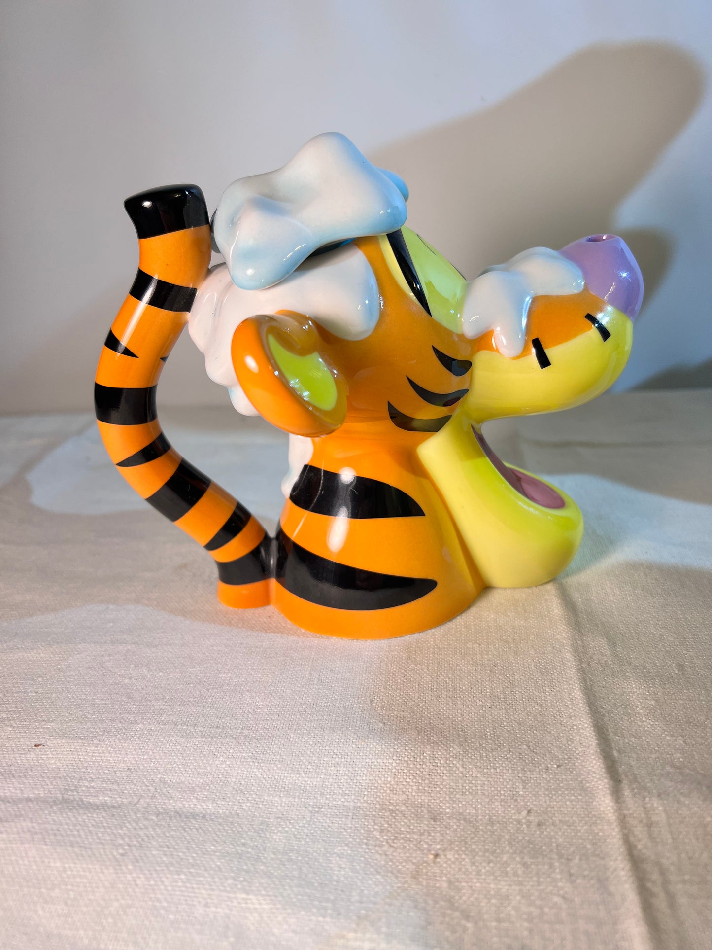 Tiger 5 1/2” teapot- winter Tiger Head -Disney Showcase collection- limited edition- designed by Cardew Design