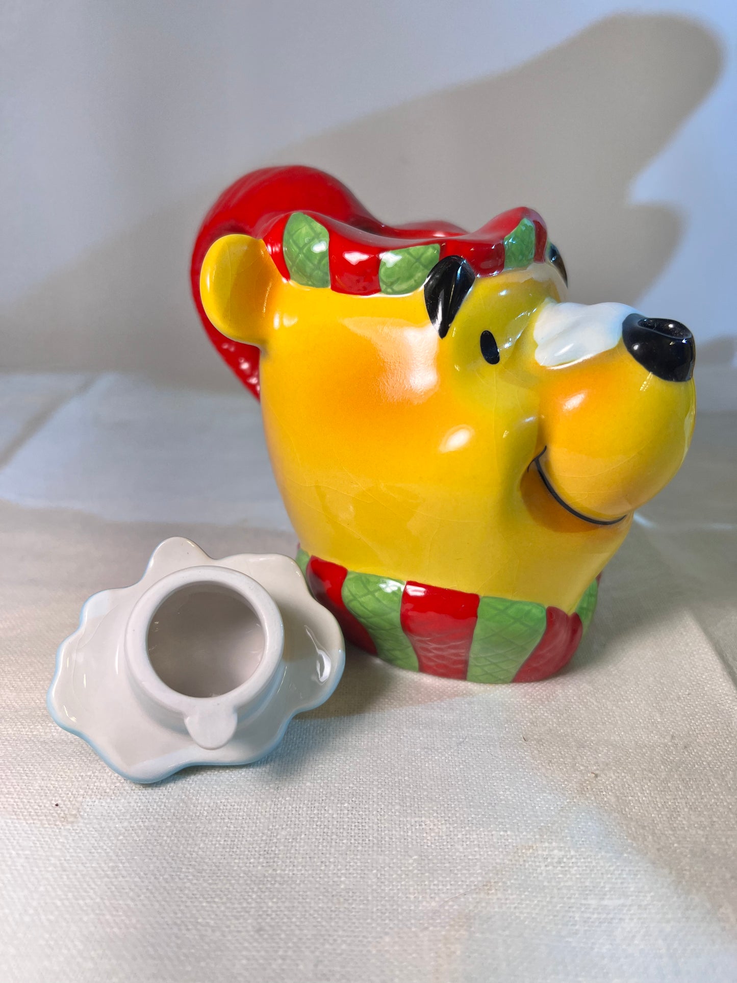 Winnie The Pooh- 5” teapot- Winter Pooh’s Head- Disney showcase collection- Limited edition- designed by Cardew Design