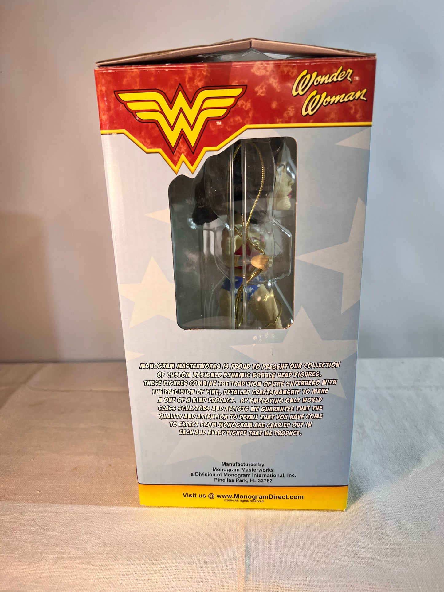 Wonder Woman- 8” Dynamic Bobble Head- Headstrong Heroes- Warner Brothers- DC Comics