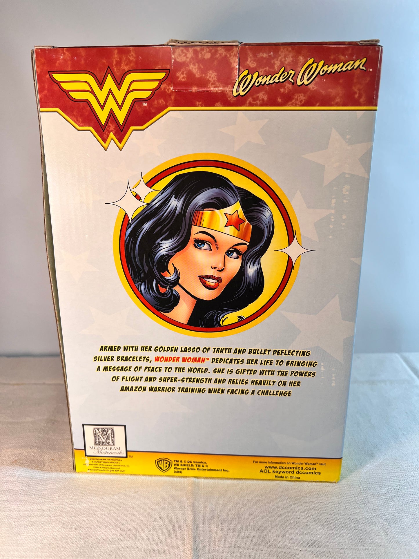 Wonder Woman- 8” Dynamic Bobble Head- Headstrong Heroes- Warner Brothers- DC Comics