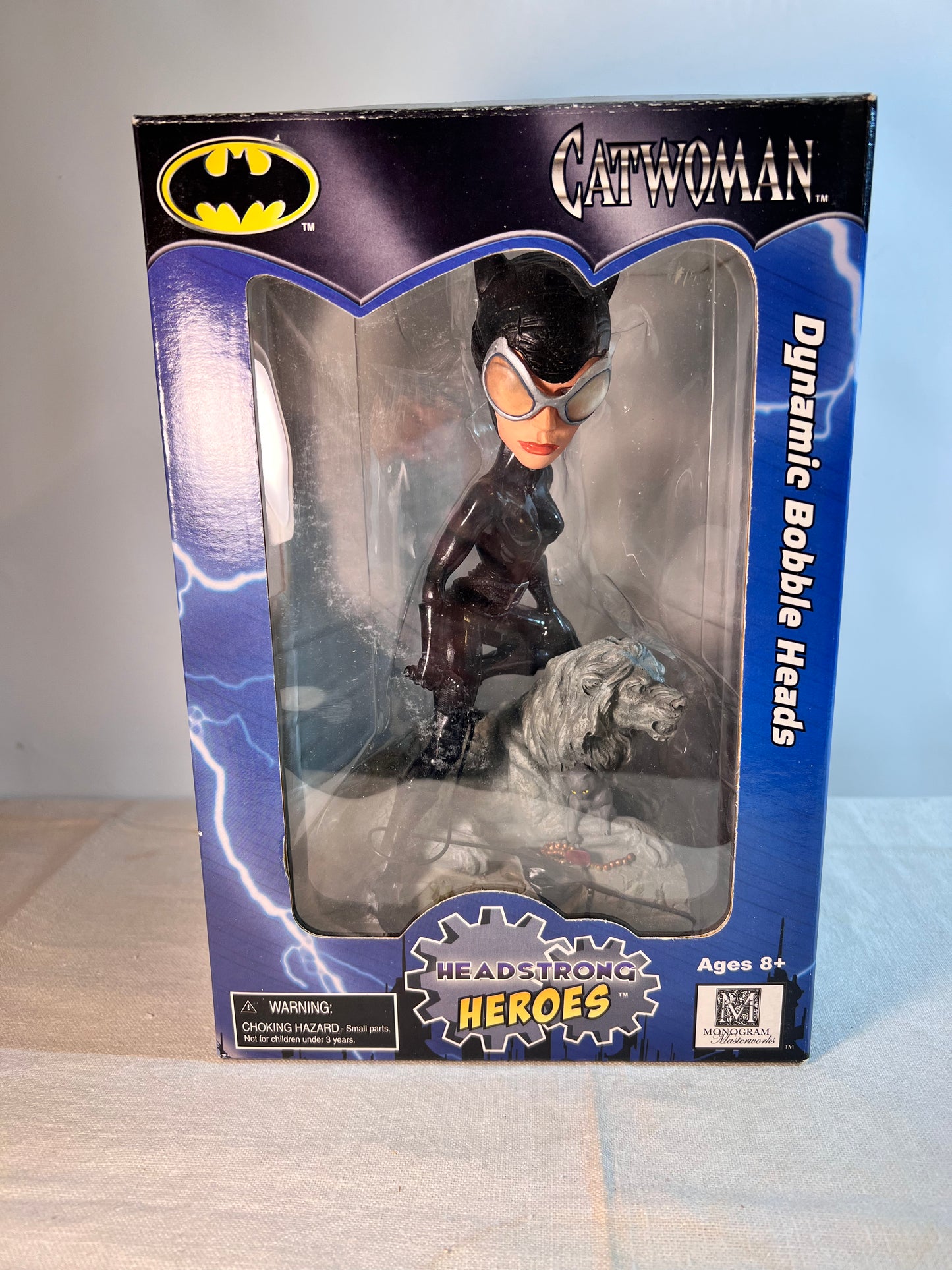 Cat Woman- 7” dynamic bobble head- Headstrong Heros - Warner Brothers-DC comics