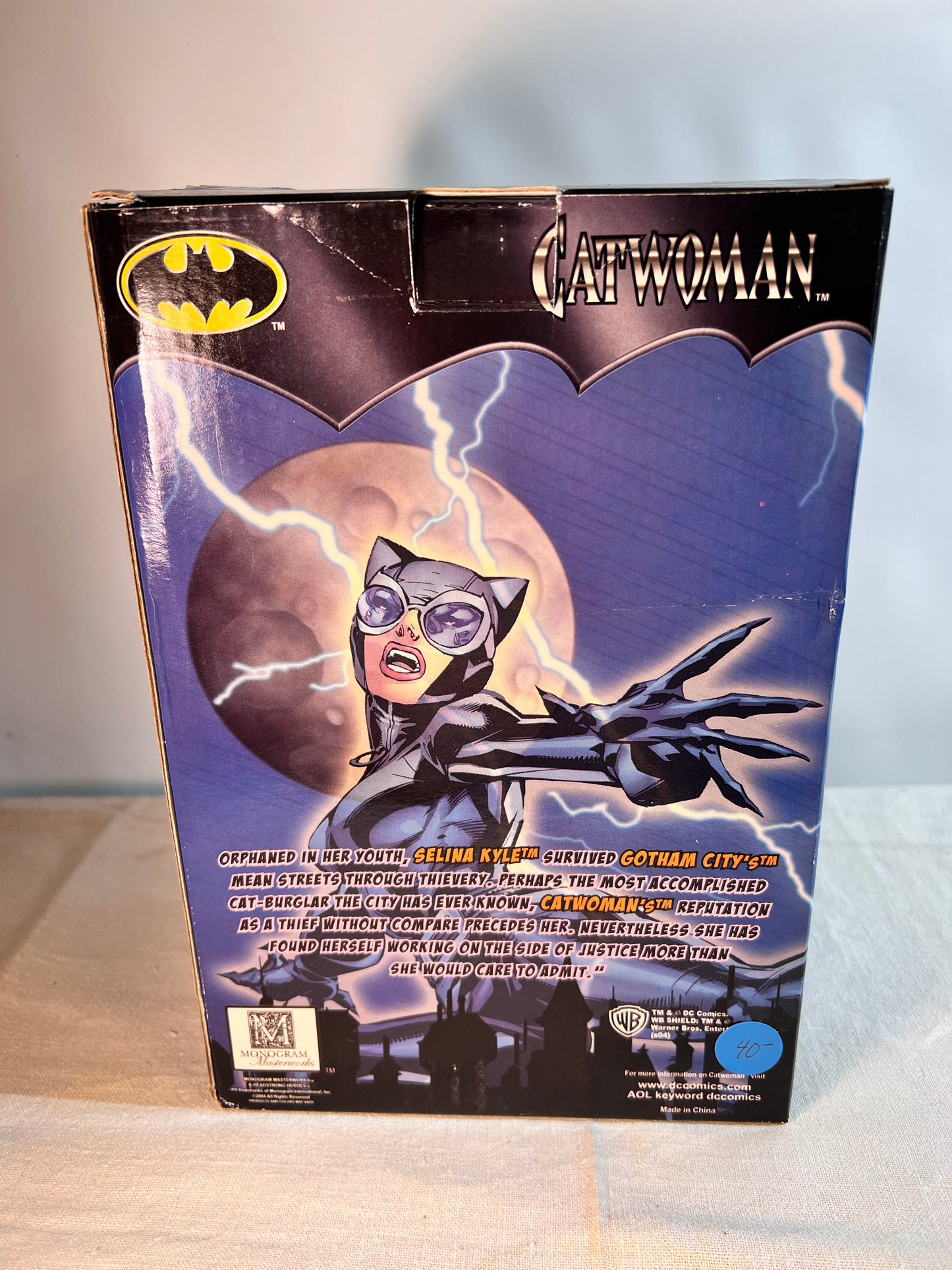 Cat Woman- 7” dynamic bobble head- Headstrong Heros - Warner Brothers-DC comics