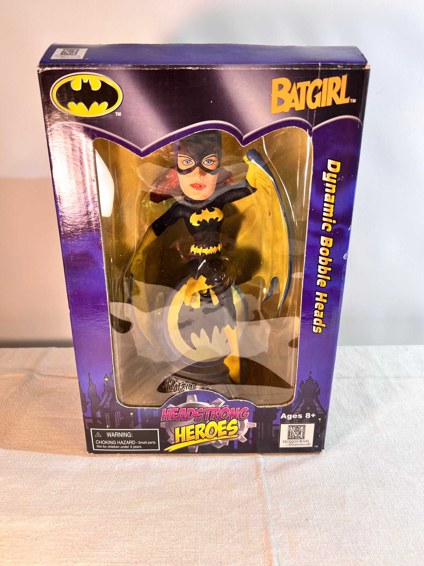 Batgirl- 9” Dynamic Bobble Head- Headstrong Heroes- Warner Brothers- DC Comic