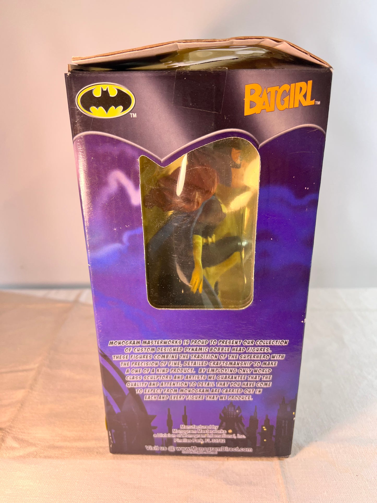 Batgirl- 9” Dynamic Bobble Head- Headstrong Heroes- Warner Brothers- DC Comic