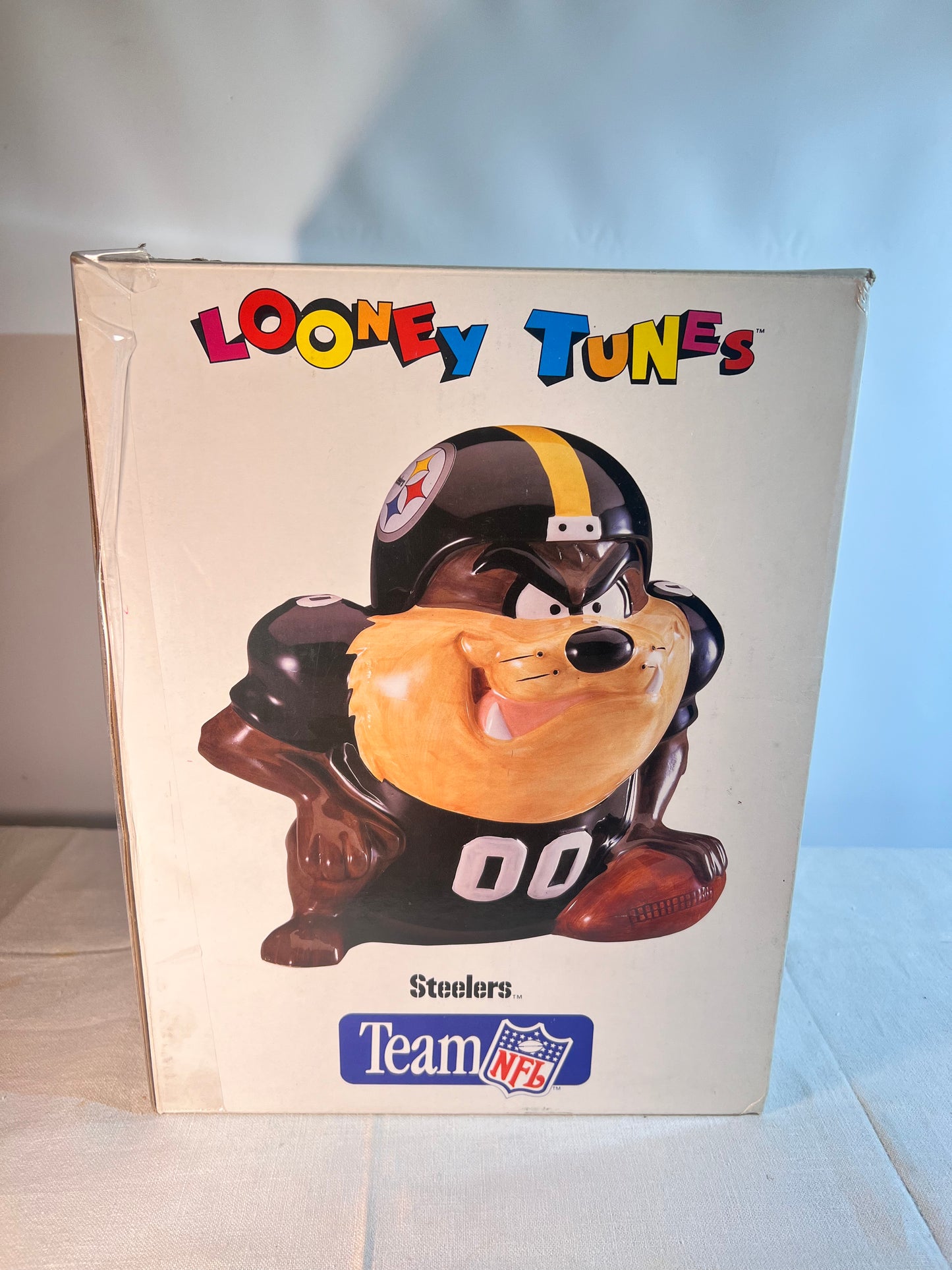 Taz-10” Cookie Jar- NFL Team- Steelers-Looney Tunes-1993 - Warner Brothers