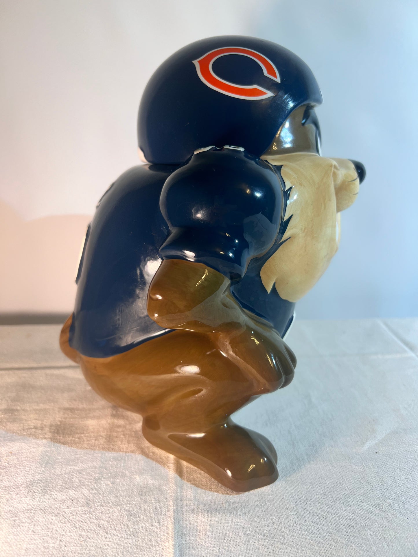 Taz- 10” Cookie Jar - NFL Team- Chicago Bears - Looney Tunes- Warner Brothers- Item #6857- 1994-Original box