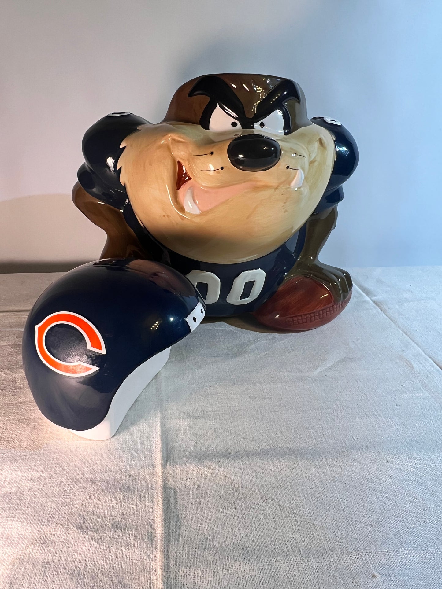 Taz- 10” Cookie Jar - NFL Team- Chicago Bears - Looney Tunes- Warner Brothers- Item #6857- 1994-Original box