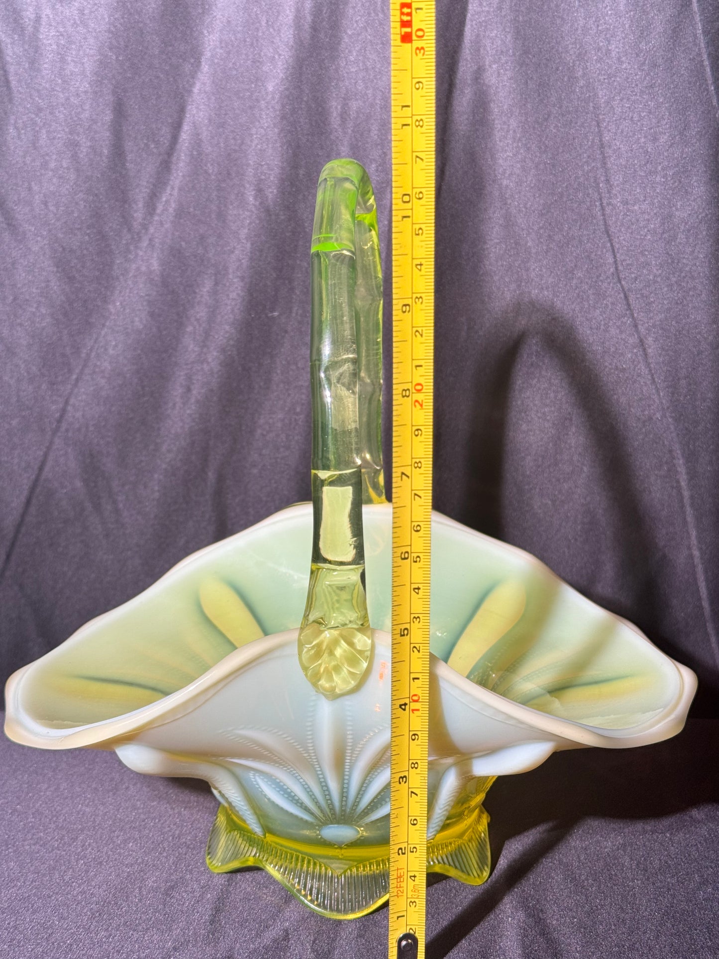 Uranium- Fenton- Cactus- 11” Basket - Topaz Opalescent -