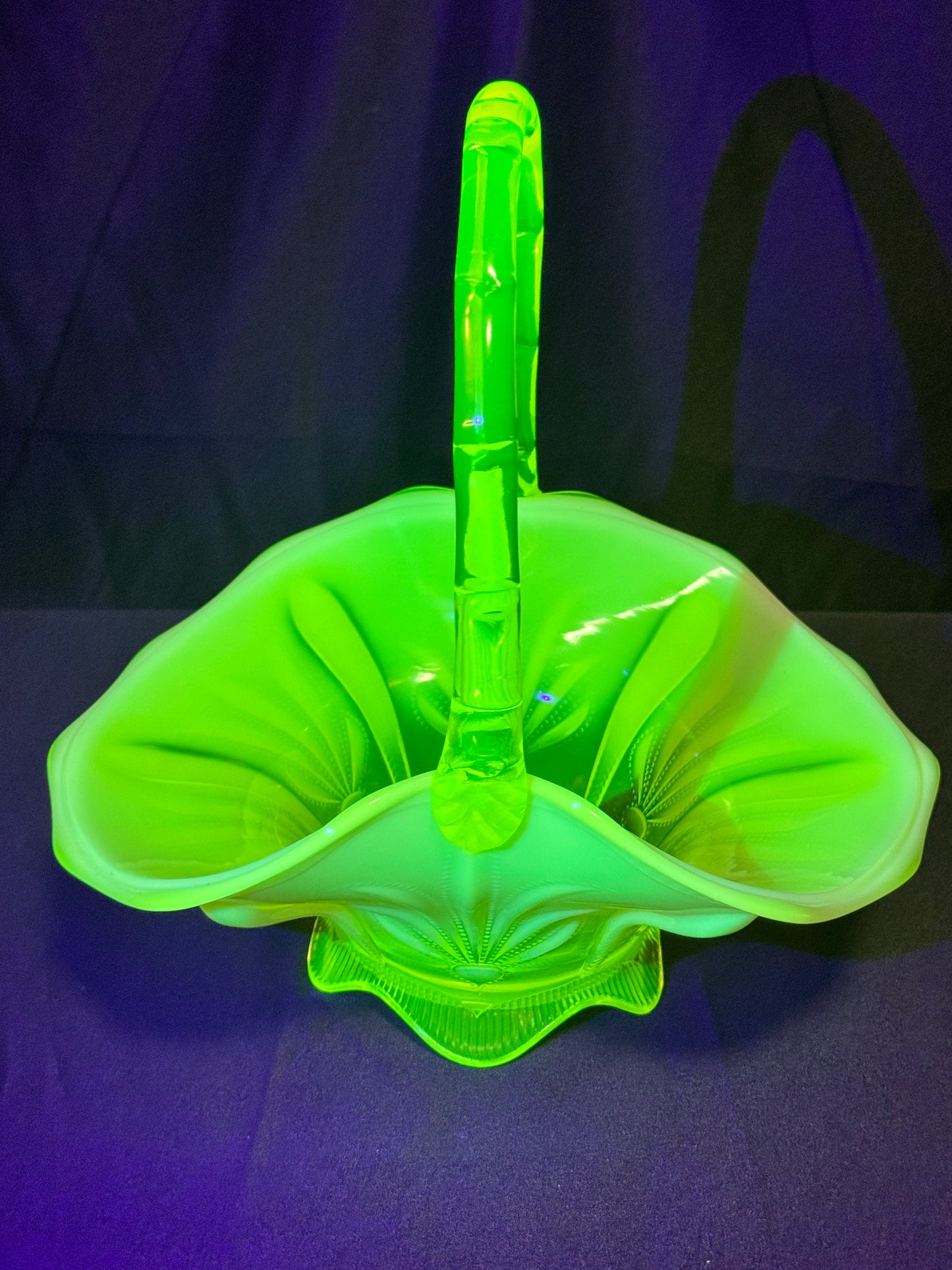 Uranium- Fenton- Cactus- 11” Basket - Topaz Opalescent -