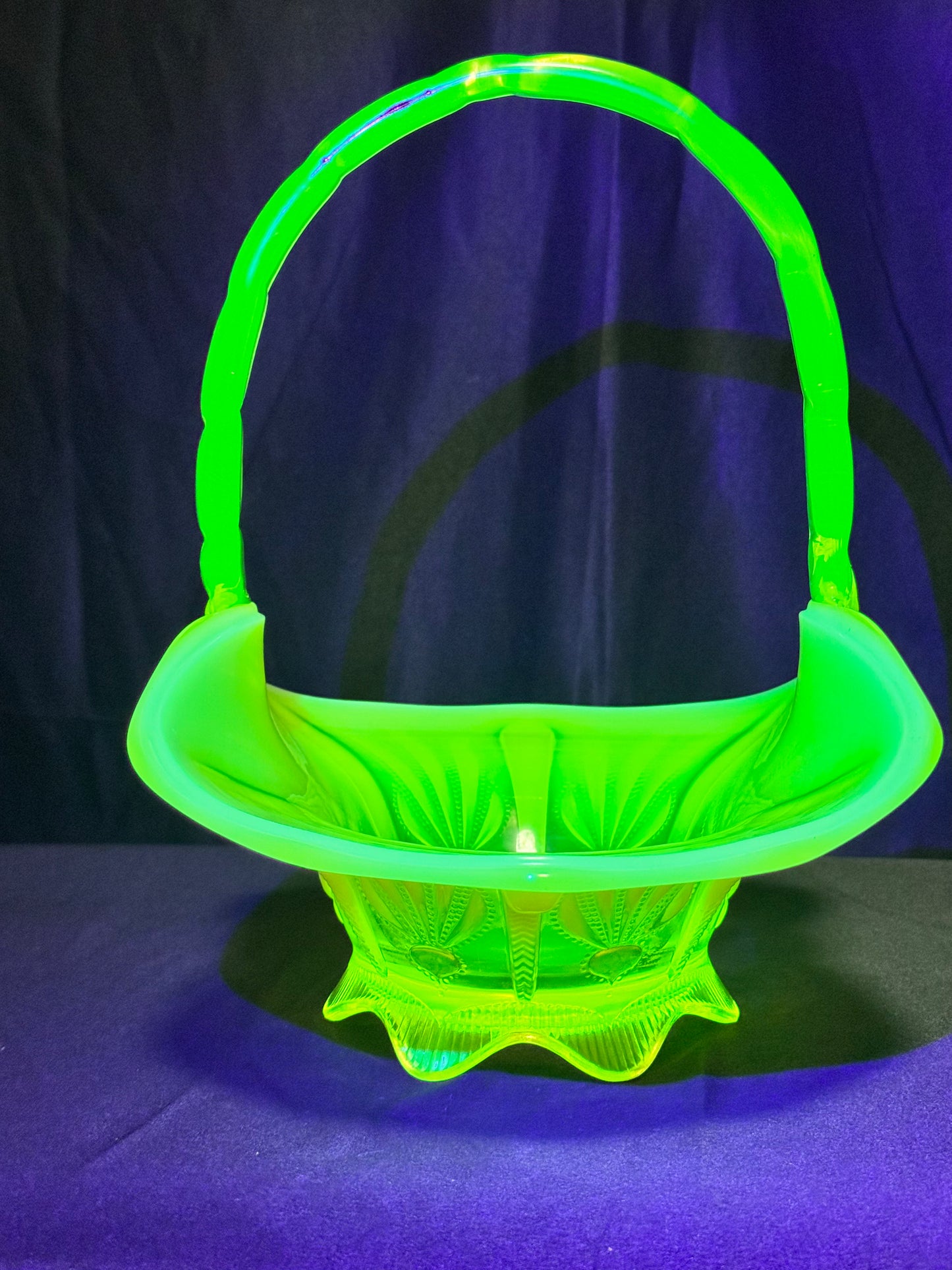 Uranium- Fenton- Cactus- 11” Basket - Topaz Opalescent -