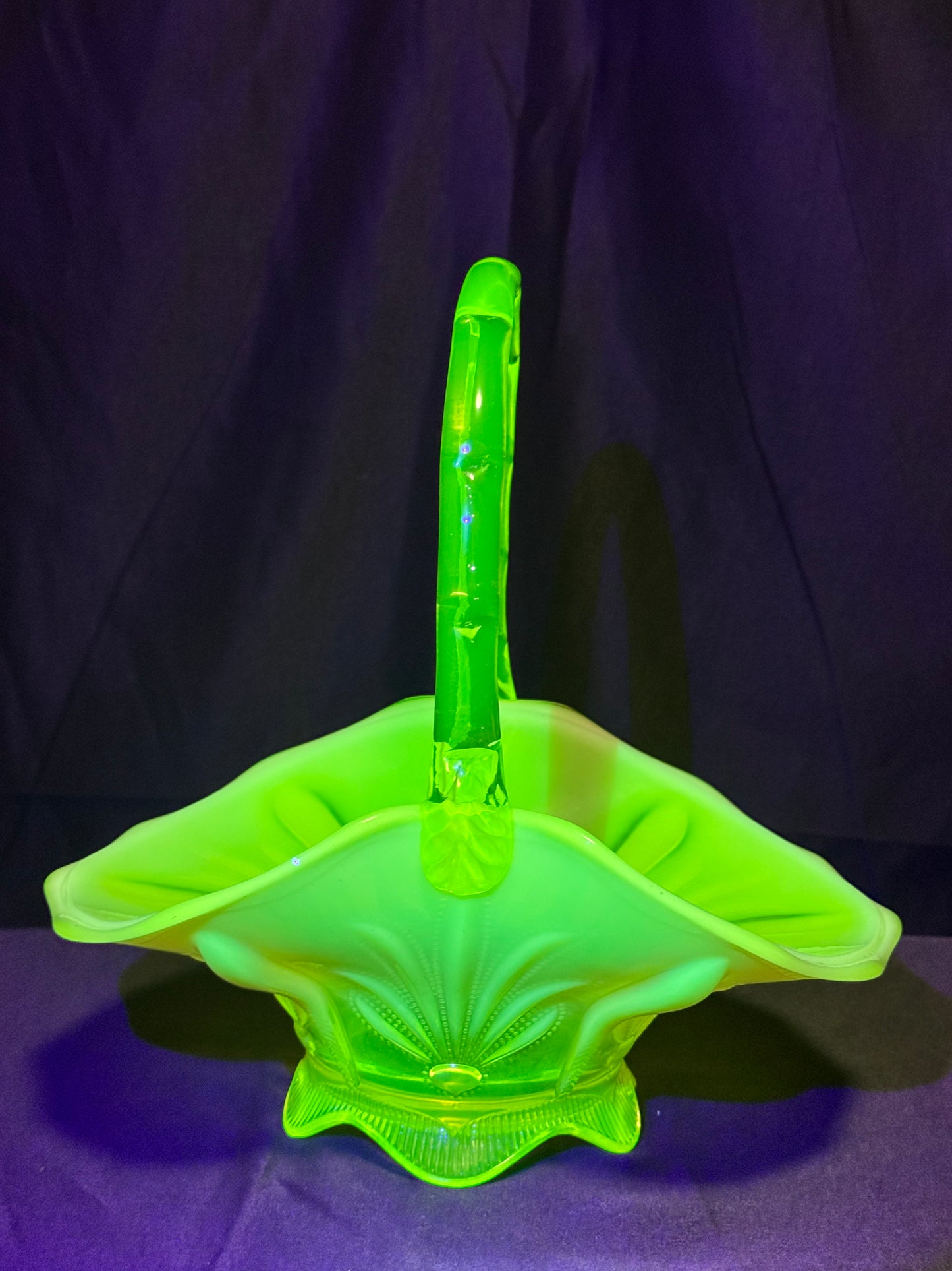 Uranium- Fenton- Cactus- 11” Basket - Topaz Opalescent -
