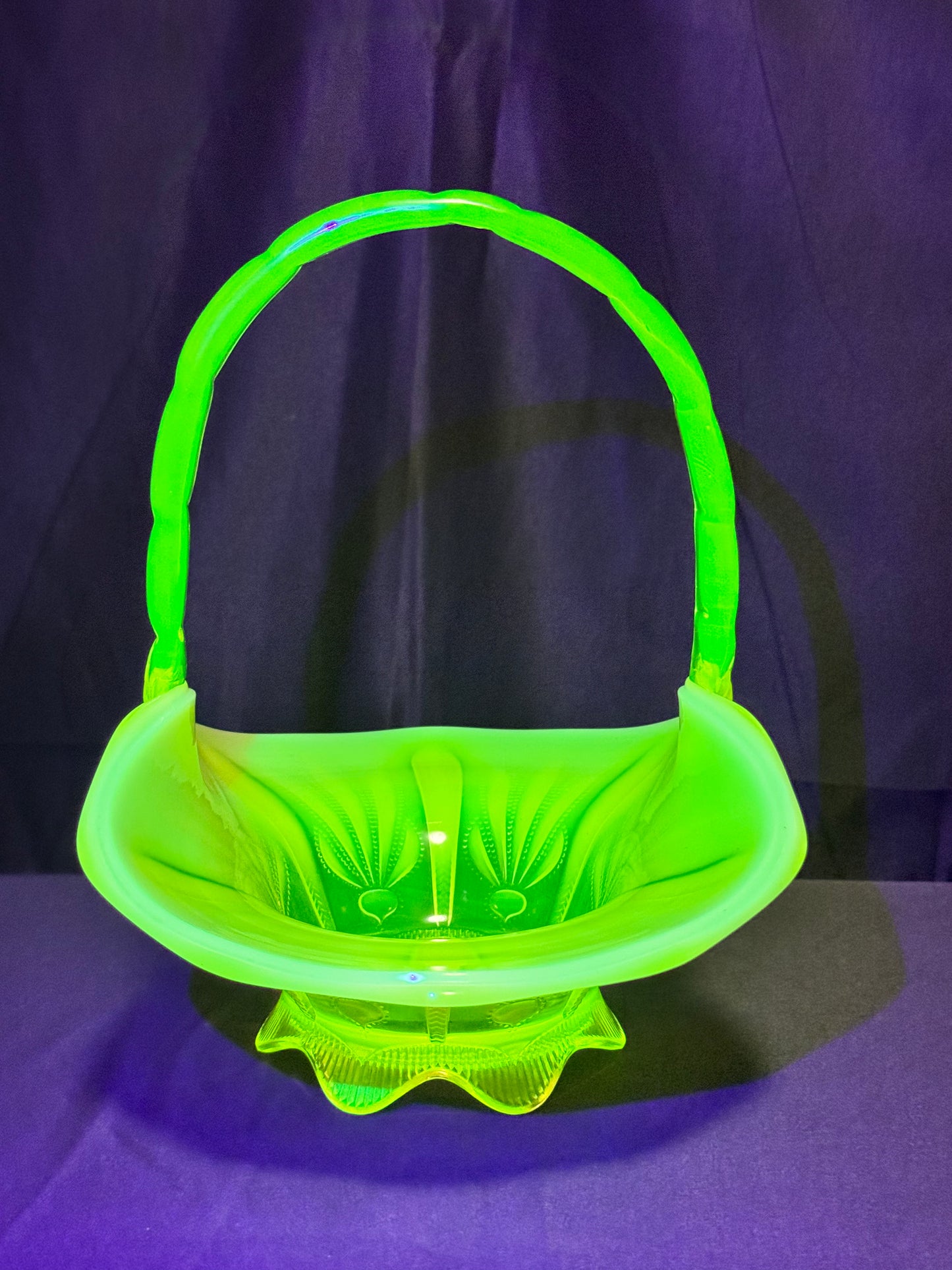 Uranium- Fenton- Cactus- 11” Basket - Topaz Opalescent -