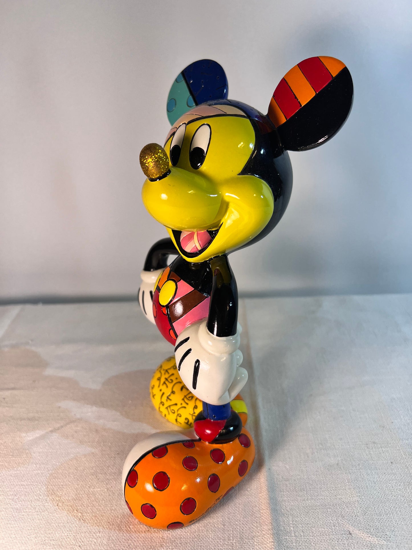 Mickey Mouse- 8” figurine- Britto-2010 - Enesco -Disney- original box