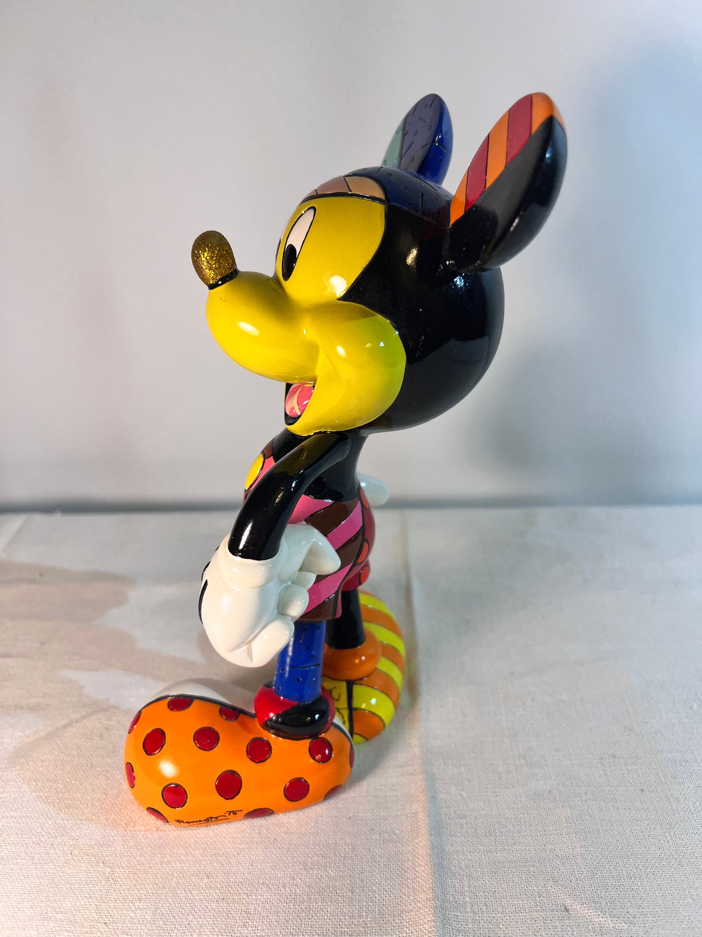 Mickey Mouse- 8” figurine- Britto-2010 - Enesco -Disney- original box