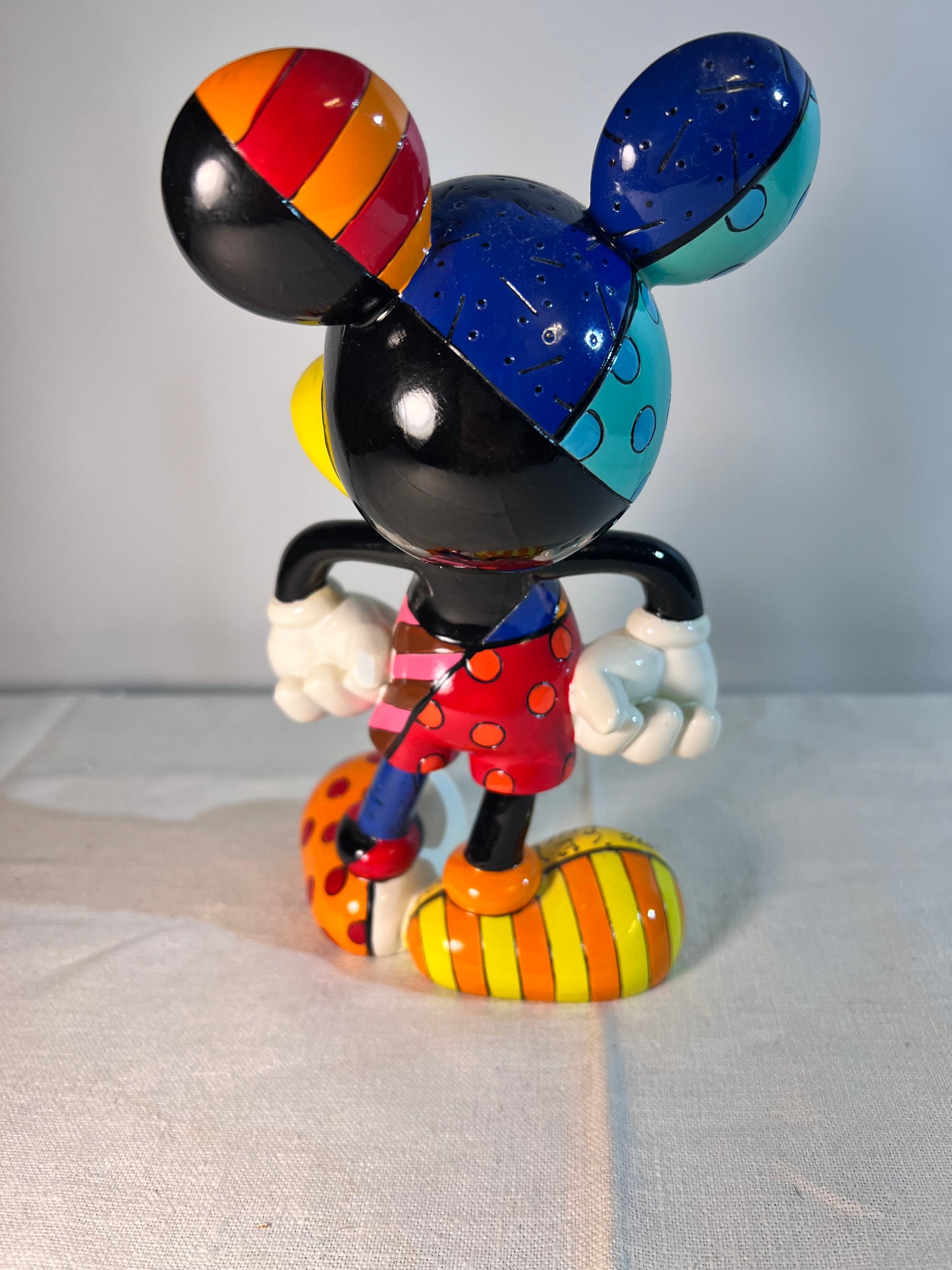 Mickey Mouse- 8” figurine- Britto-2010 - Enesco -Disney- original box