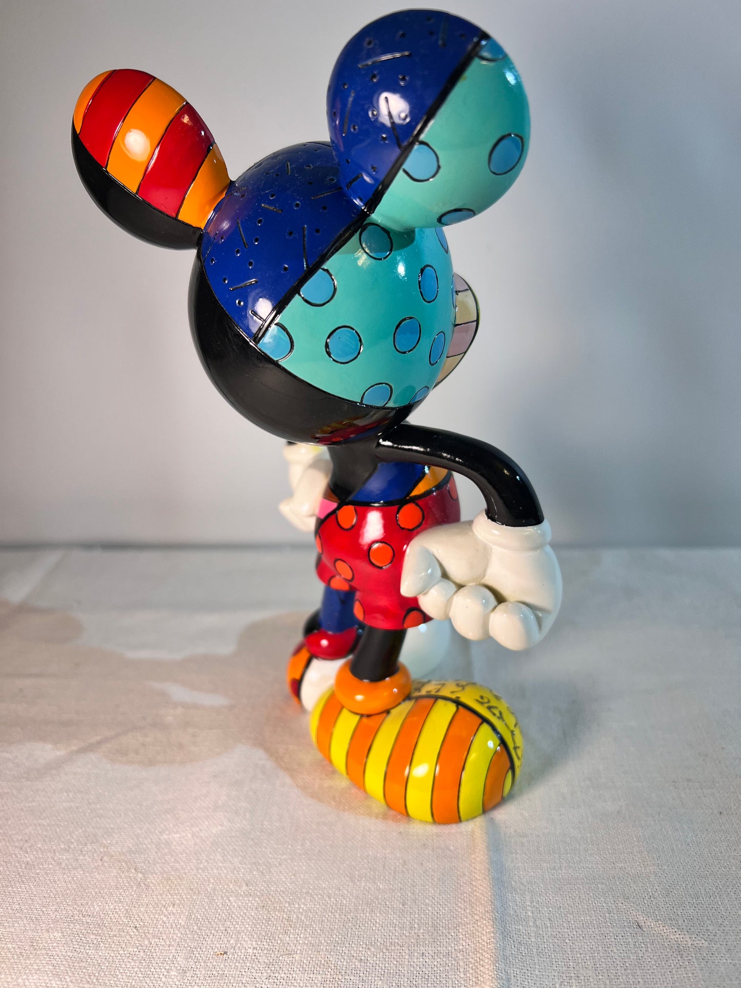 Mickey Mouse- 8” figurine- Britto-2010 - Enesco -Disney- original box