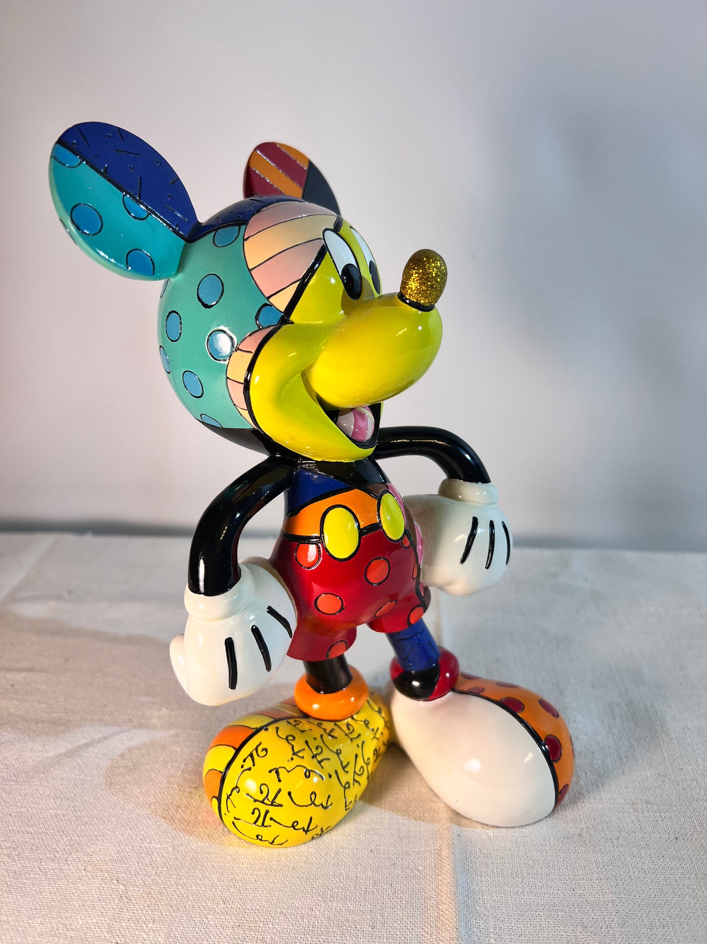 Mickey Mouse- 8” figurine- Britto-2010 - Enesco -Disney- original box