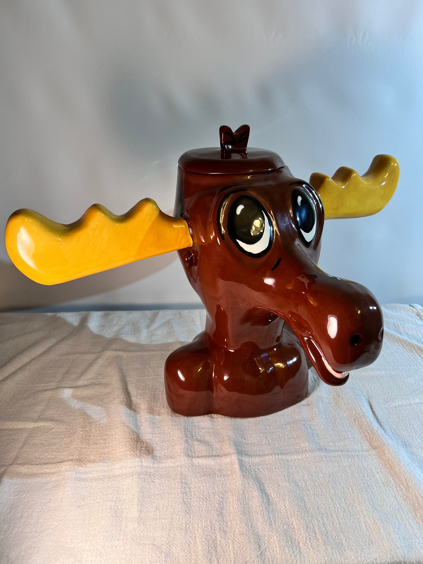 Bullwinkle - 11” Cookie Jar - Rocky and Bullwinkle Cartoon- #6/100 - Dreamworks