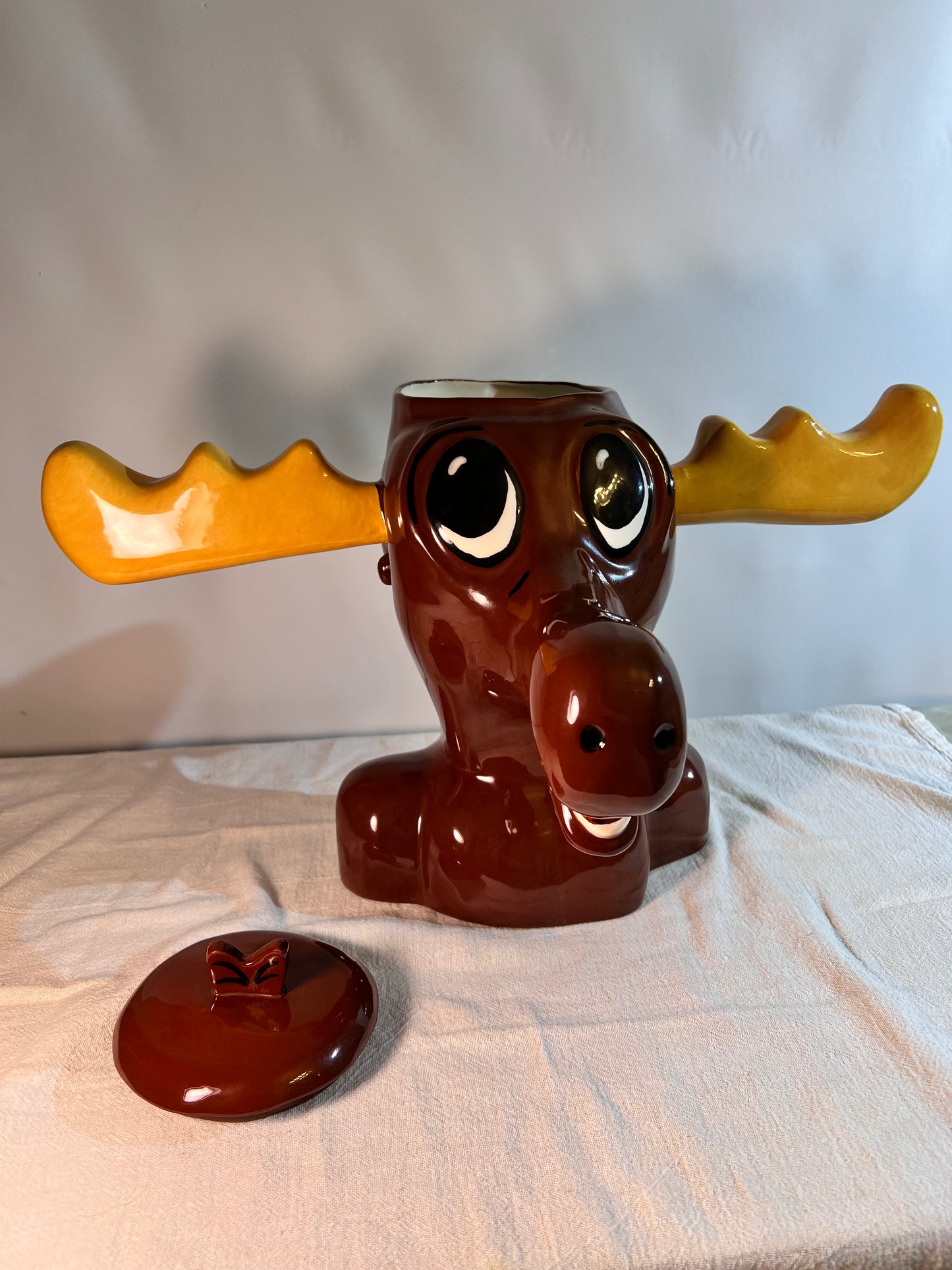 Bullwinkle - 11” Cookie Jar - Rocky and Bullwinkle Cartoon- #6/100 - Dreamworks