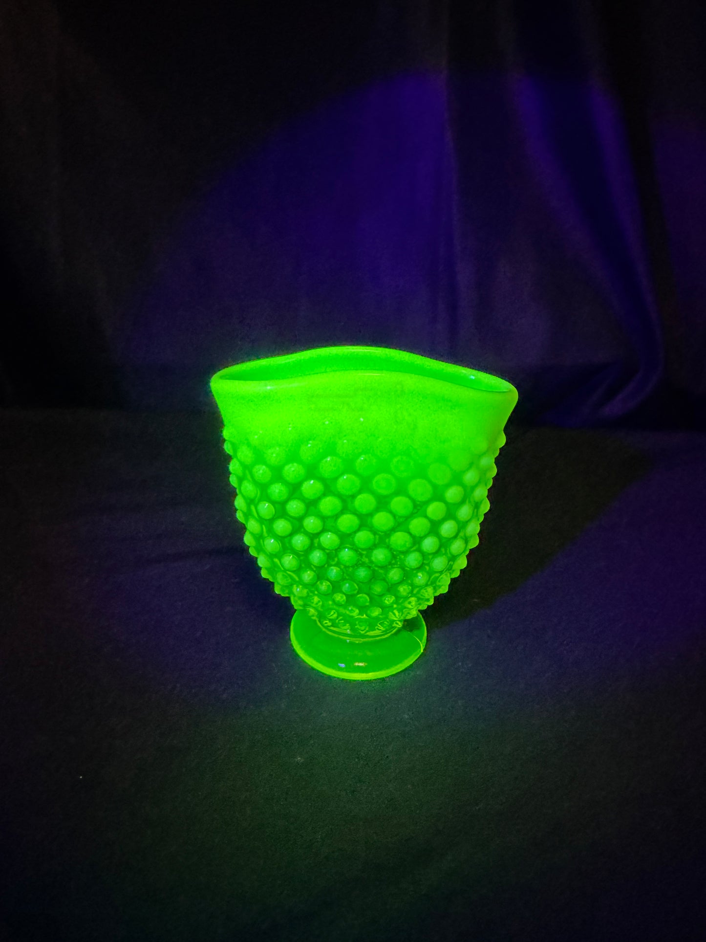 Uranium- Fenton- Hobnail- small Fan Flower Vase - topaz opalescent