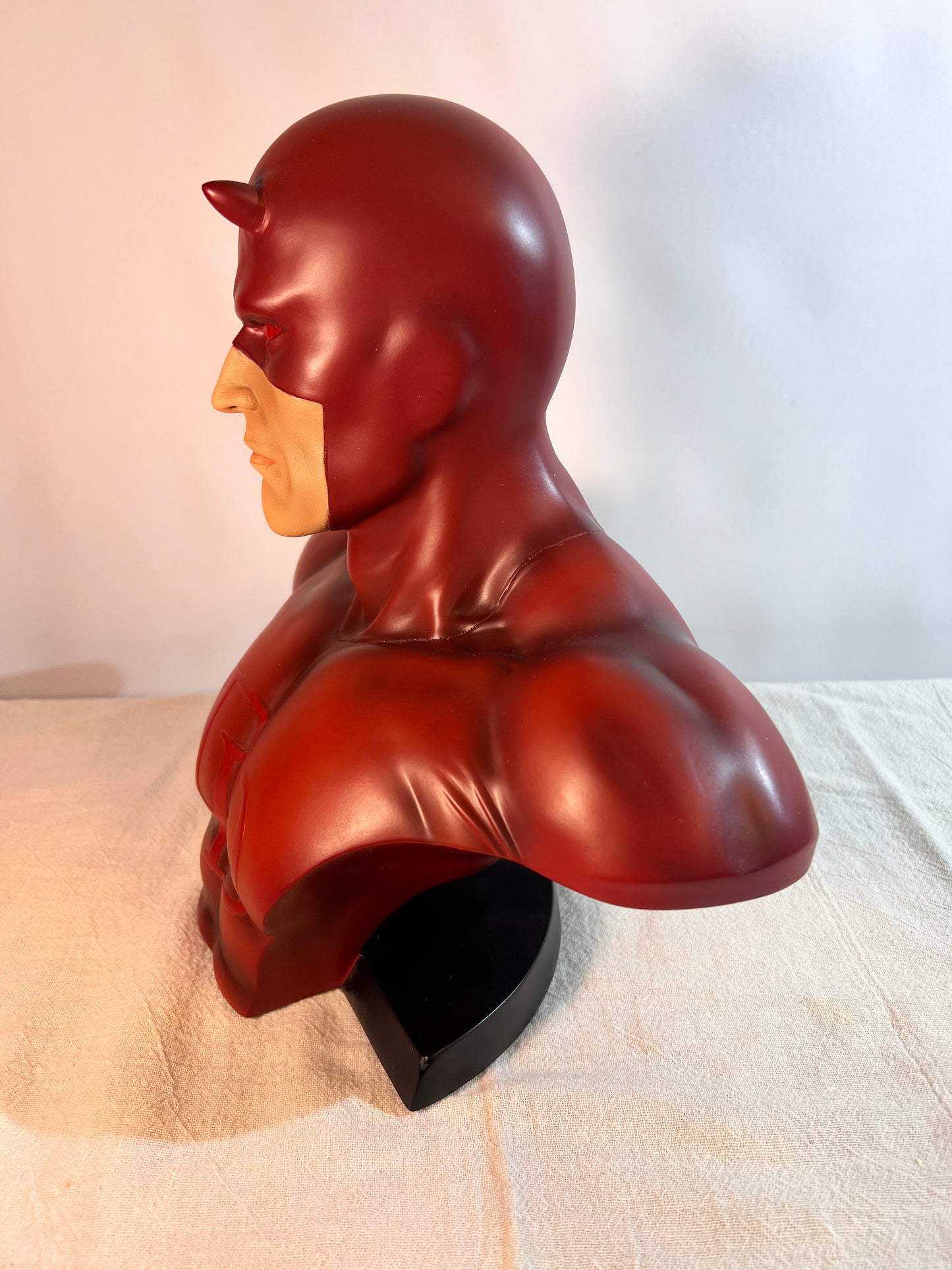 Daredevil - 10” Legendary scale bust-Sideshow collectibles- #264\325-Marvel - Red