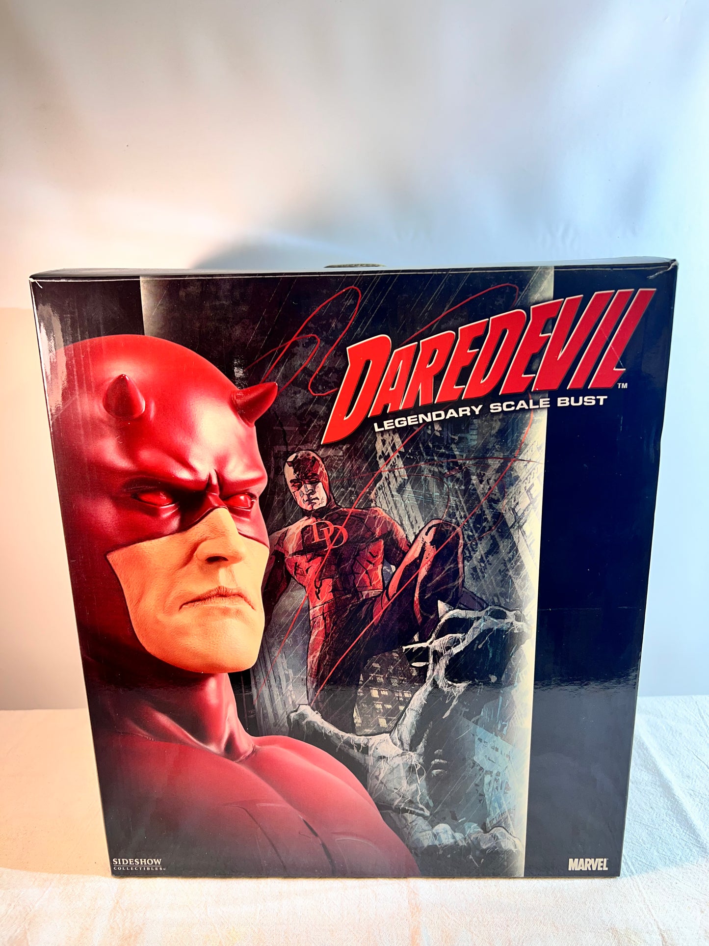 Daredevil - 10” Legendary scale bust-Sideshow collectibles- #264\325-Marvel - Red