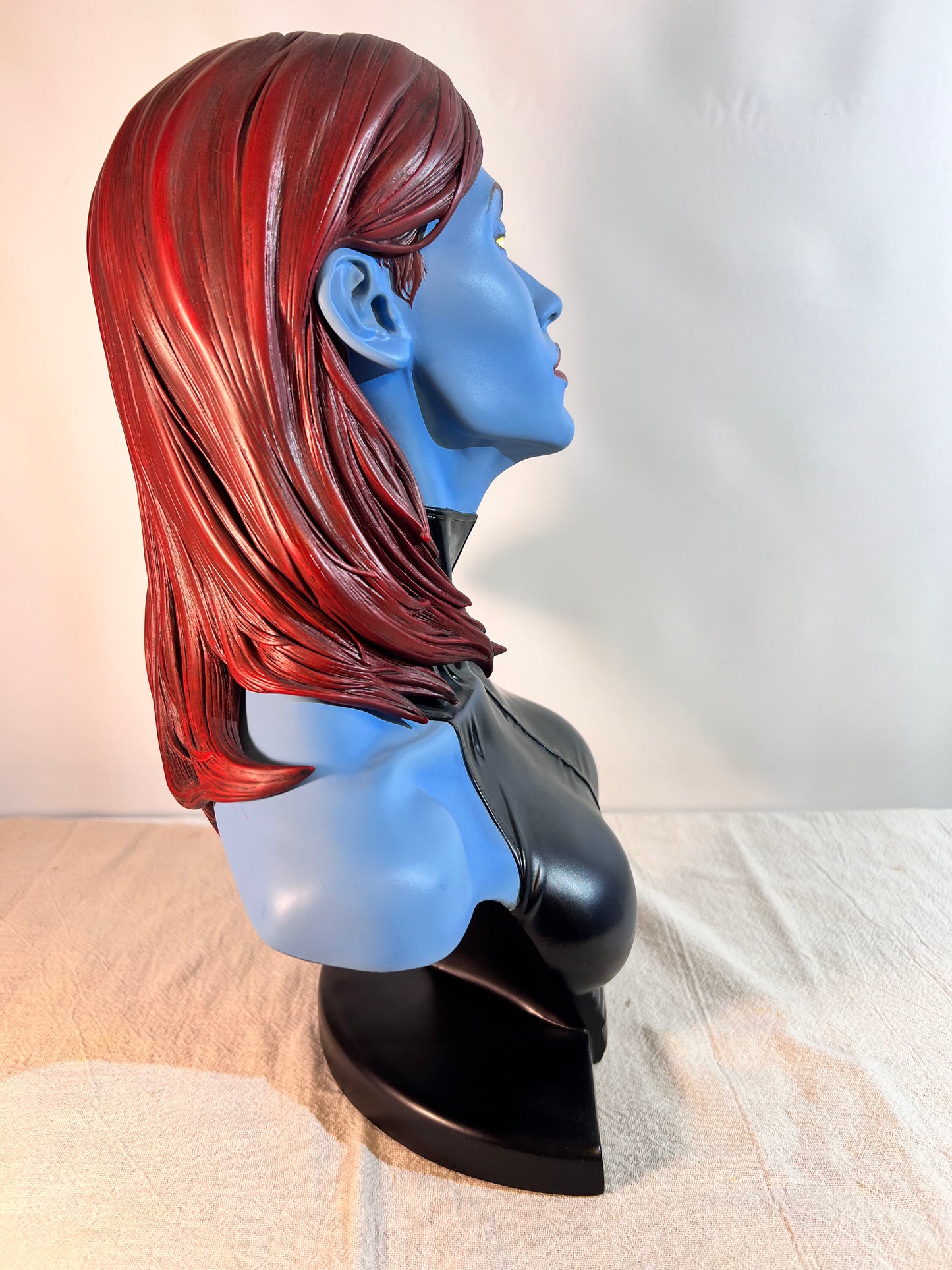 Mystique - 13” Legendary Scale Bust- SideShow - Marvel - #134/500