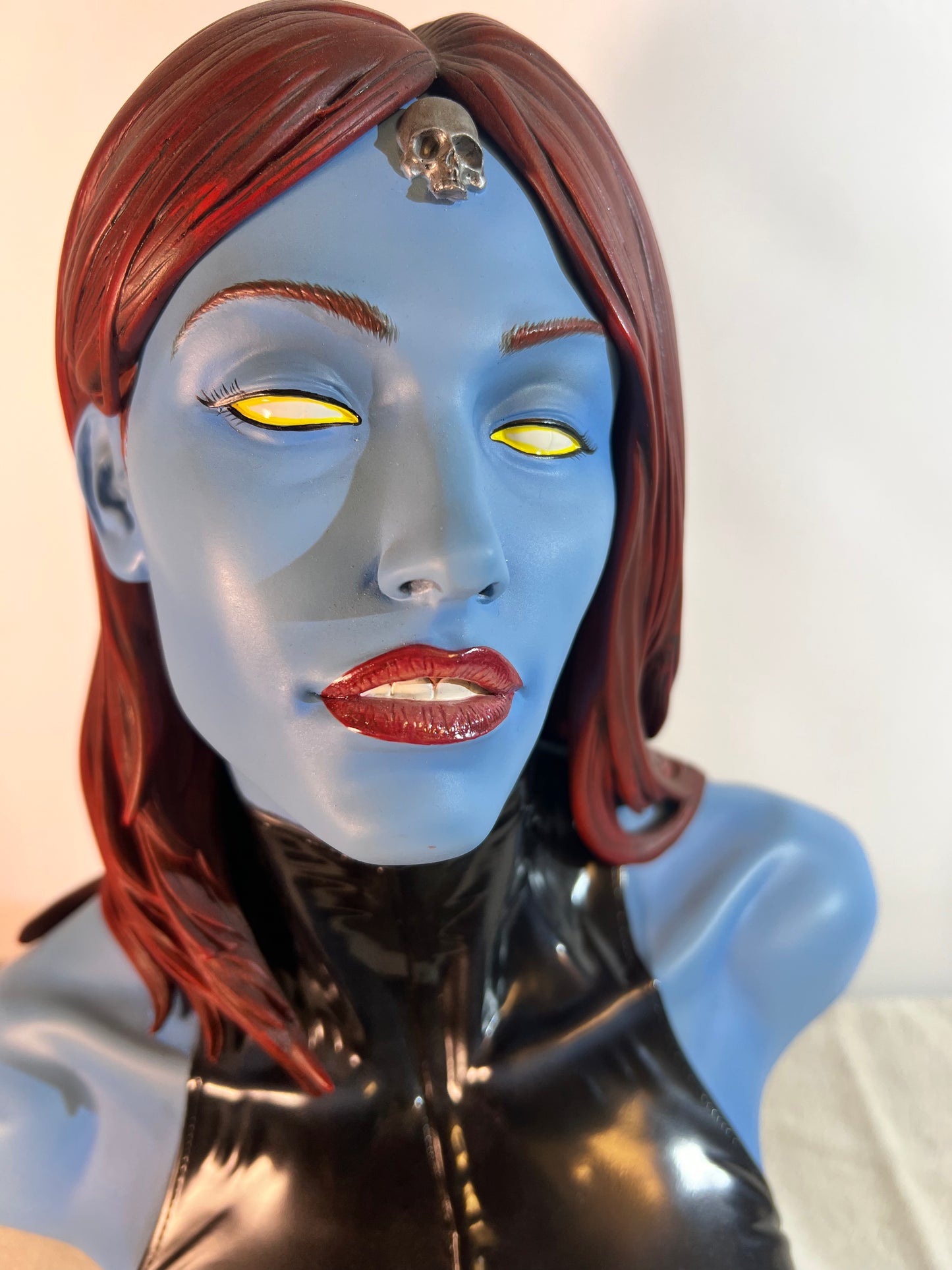 Mystique - 13” Legendary Scale Bust- SideShow - Marvel - #134/500