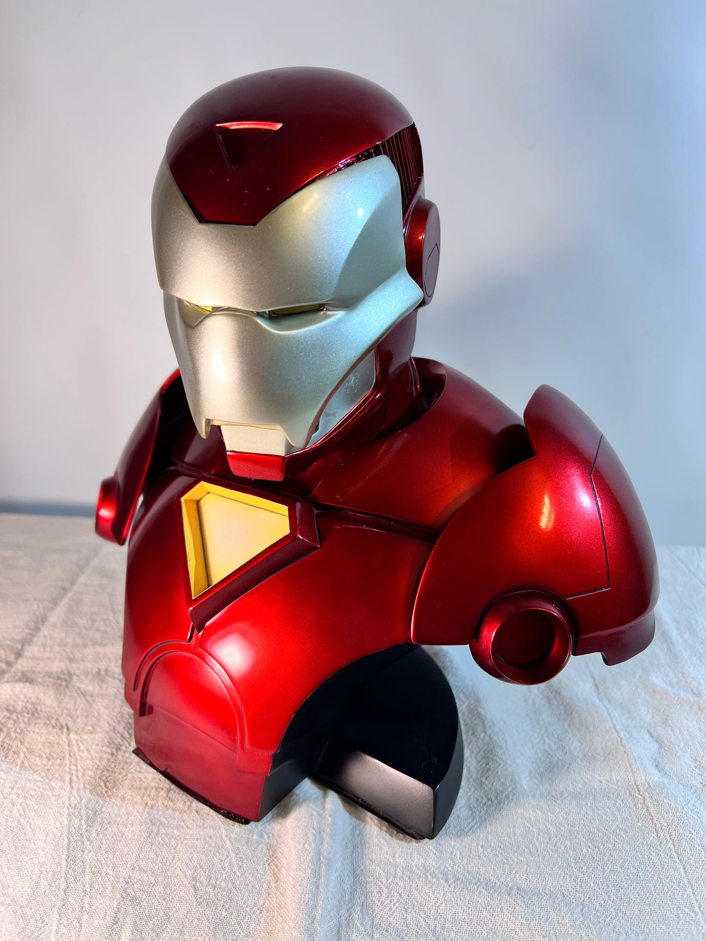 Iron Man - 10 1/2” Legendary Scale Bust - SideShow - #92/550 - Marvel