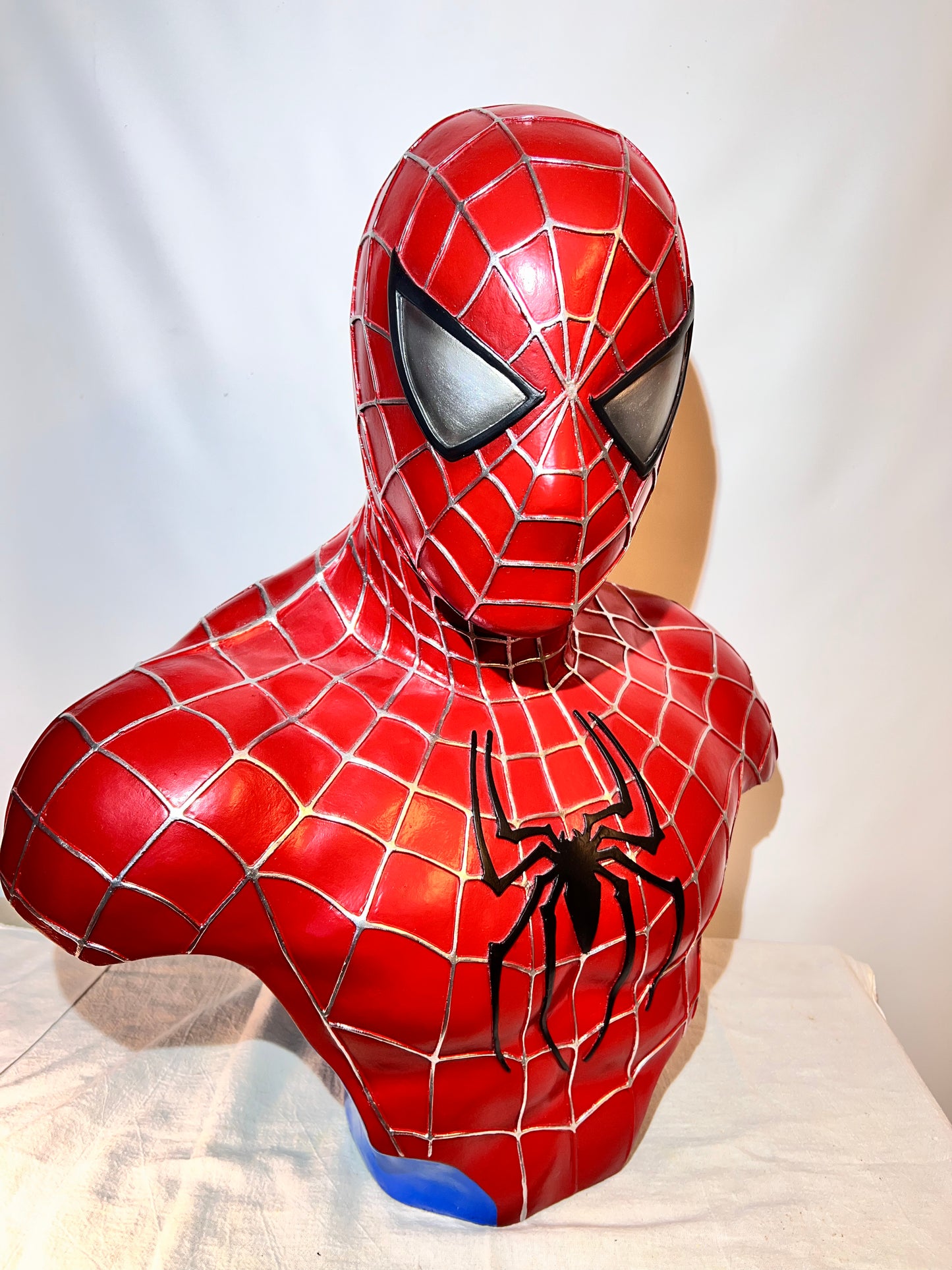 Spider-Man - 22” Bust - Hollow Plastic Resin - Red suit -silver webbing- Black spider- blue base