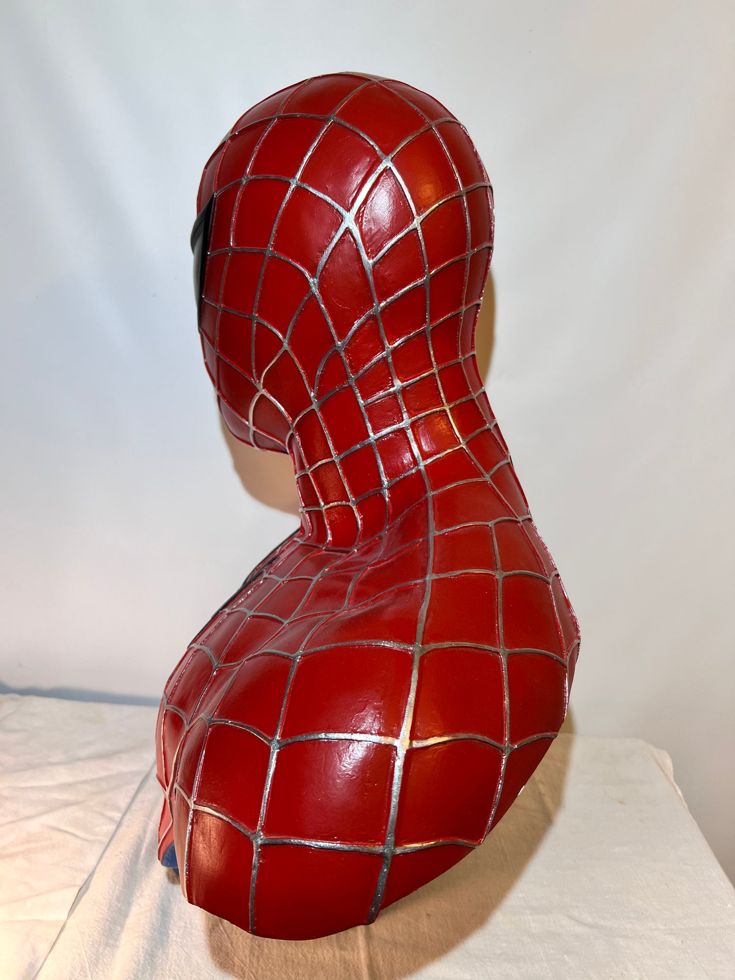 Spider-Man - 22” Bust - Hollow Plastic Resin - Red suit -silver webbing- Black spider- blue base