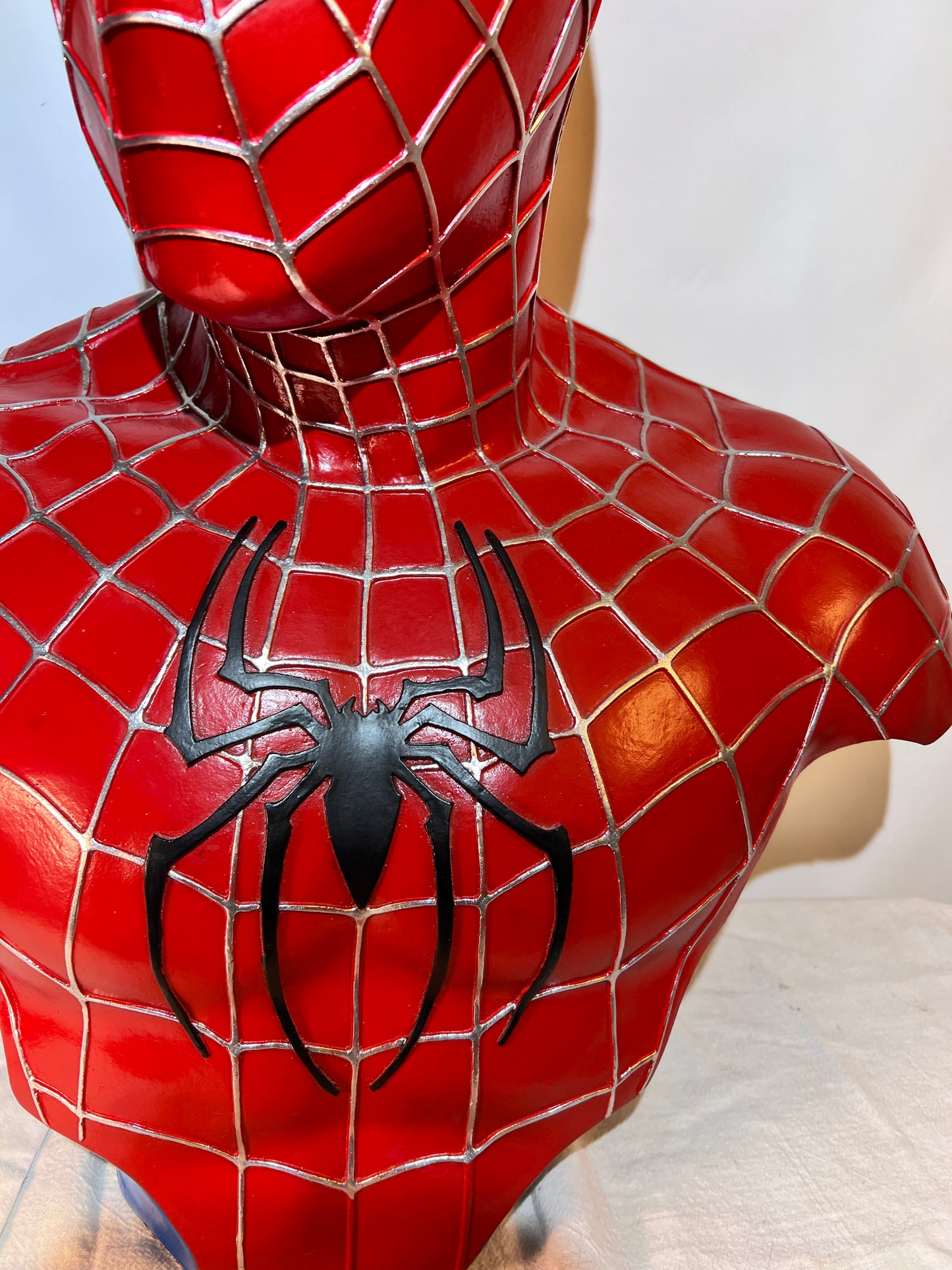 Spider-Man - 22” Bust - Hollow Plastic Resin - Red suit -silver webbing- Black spider- blue base