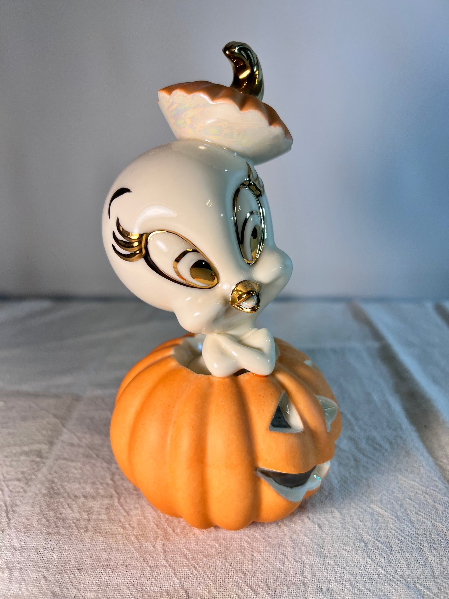 Tweety Bird- 6” Lennox - tweety Pumpkin- sku # 847640 - with box -Warner Brothers- Looney Tunes