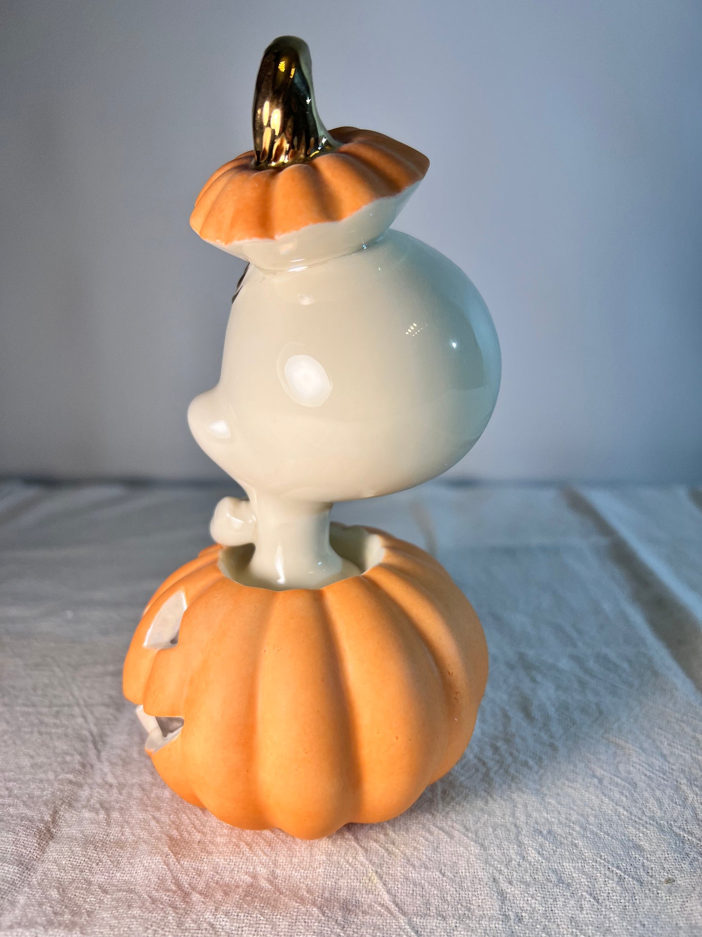 Tweety Bird- 6” Lennox - tweety Pumpkin- sku # 847640 - with box -Warner Brothers- Looney Tunes