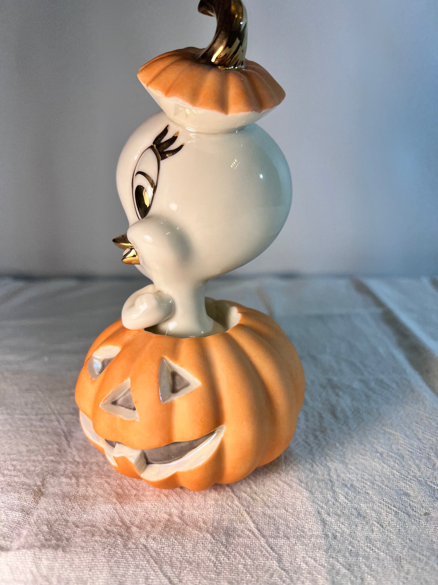 Tweety Bird- 6” Lennox - tweety Pumpkin- sku # 847640 - with box -Warner Brothers- Looney Tunes