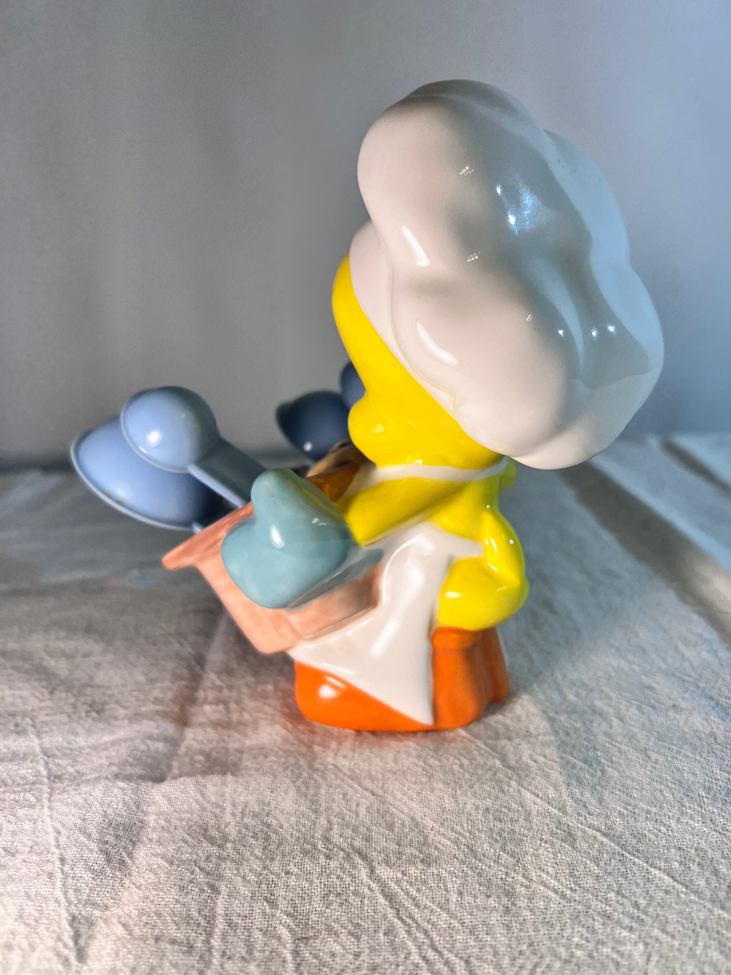 Tweety Bird - 6” measuring spoon holder- baking cookies- Looney Tunes- Warner Brothers