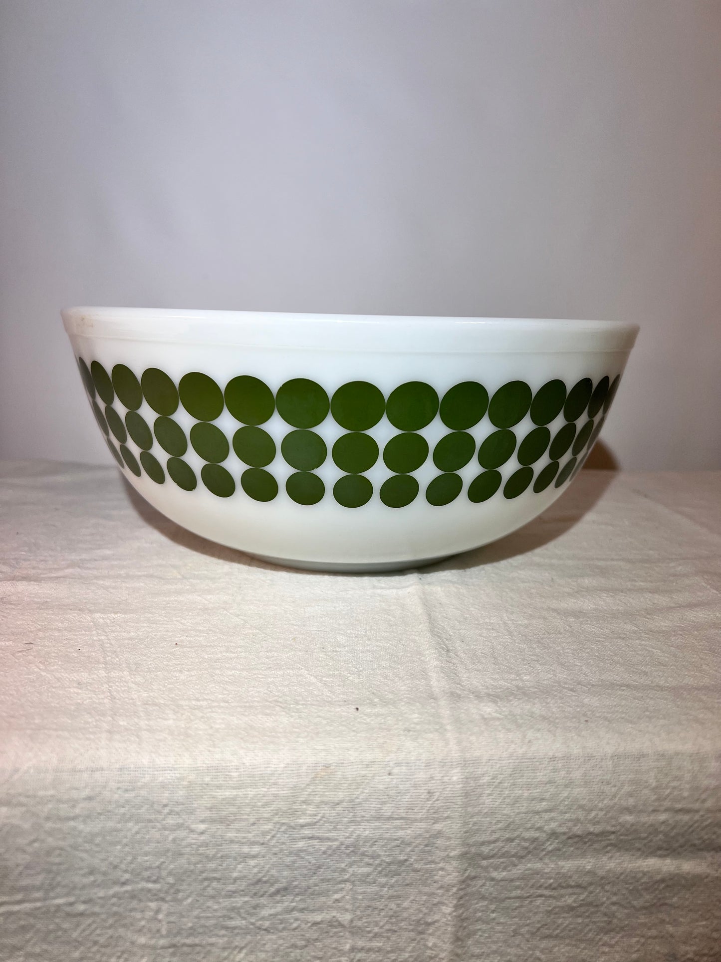 Pyrex - Polka Dot - Nesting bowls -Set of 4