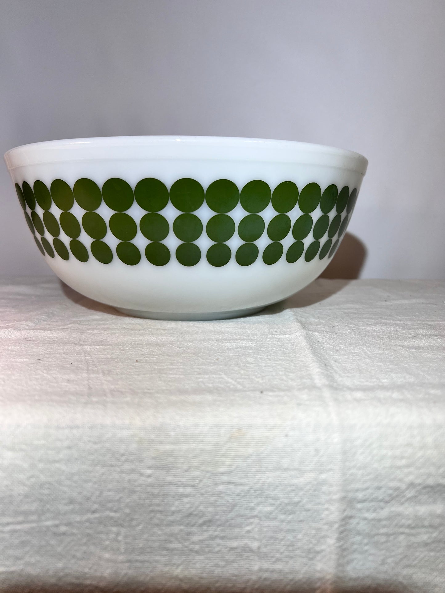 Pyrex - Polka Dot - Nesting bowls -Set of 4