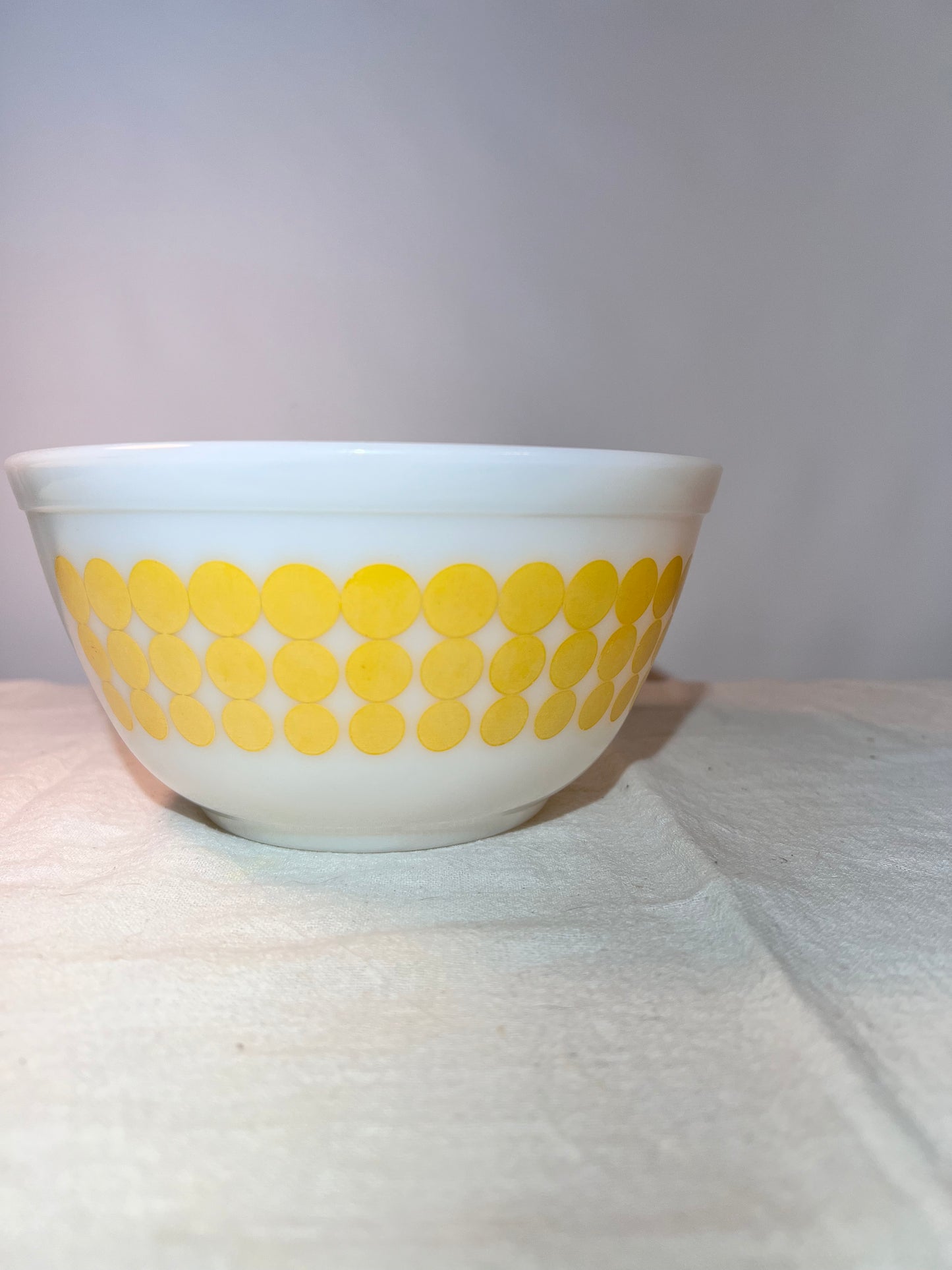 Pyrex - Polka Dot - Nesting bowls -Set of 4