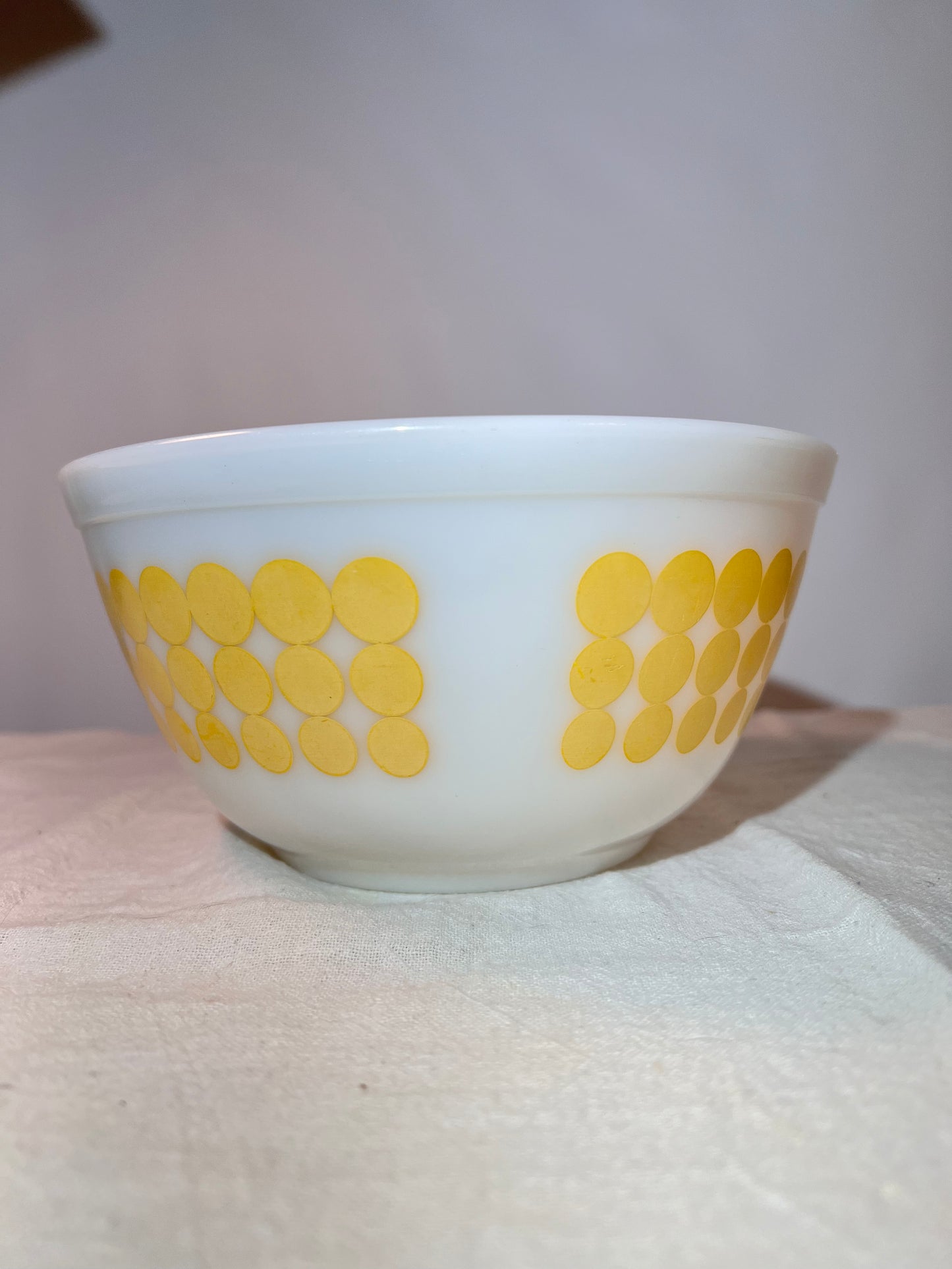 Pyrex - Polka Dot - Nesting bowls -Set of 4