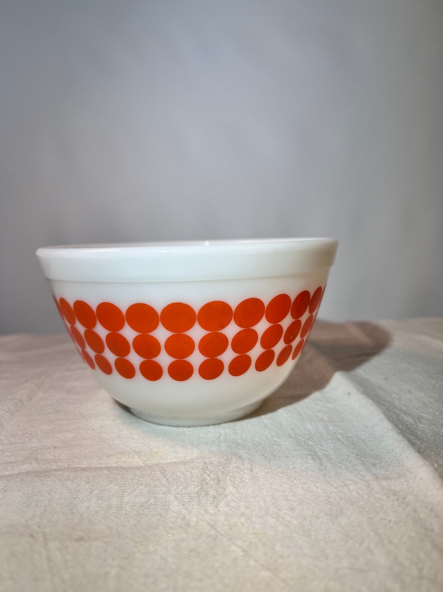 Pyrex - Polka Dot - Nesting bowls -Set of 4