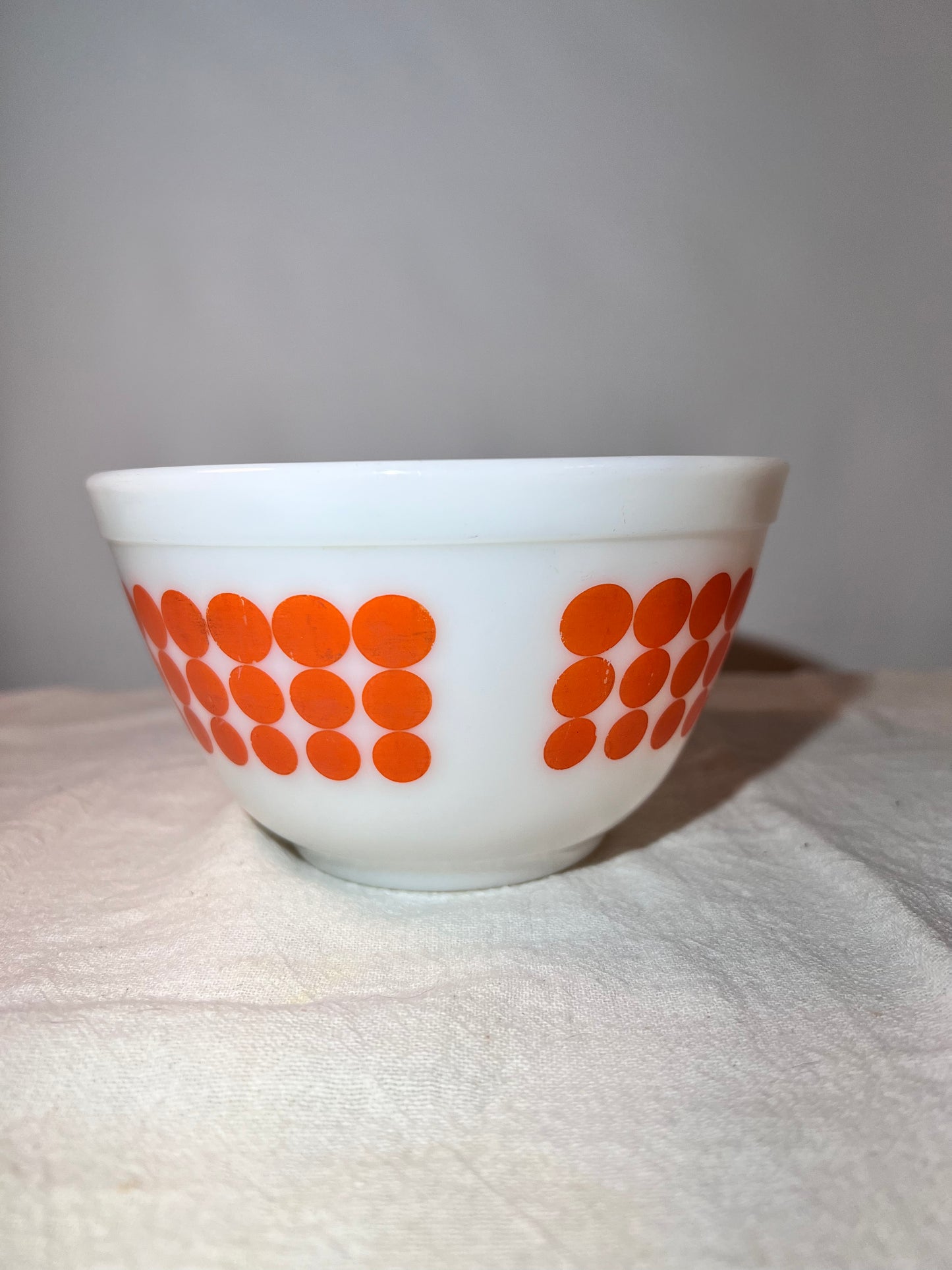 Pyrex - Polka Dot - Nesting bowls -Set of 4