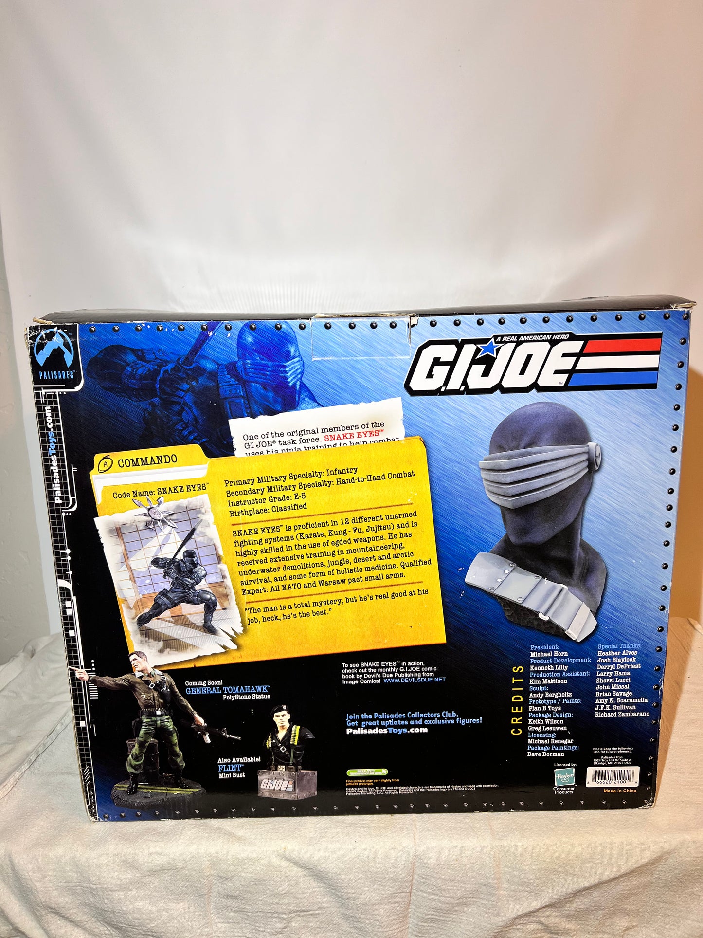 G.I.Joe - Snake Eyes- 15” Bust- Palisades- 2003 - Limited Edition # 56/450 - with original box