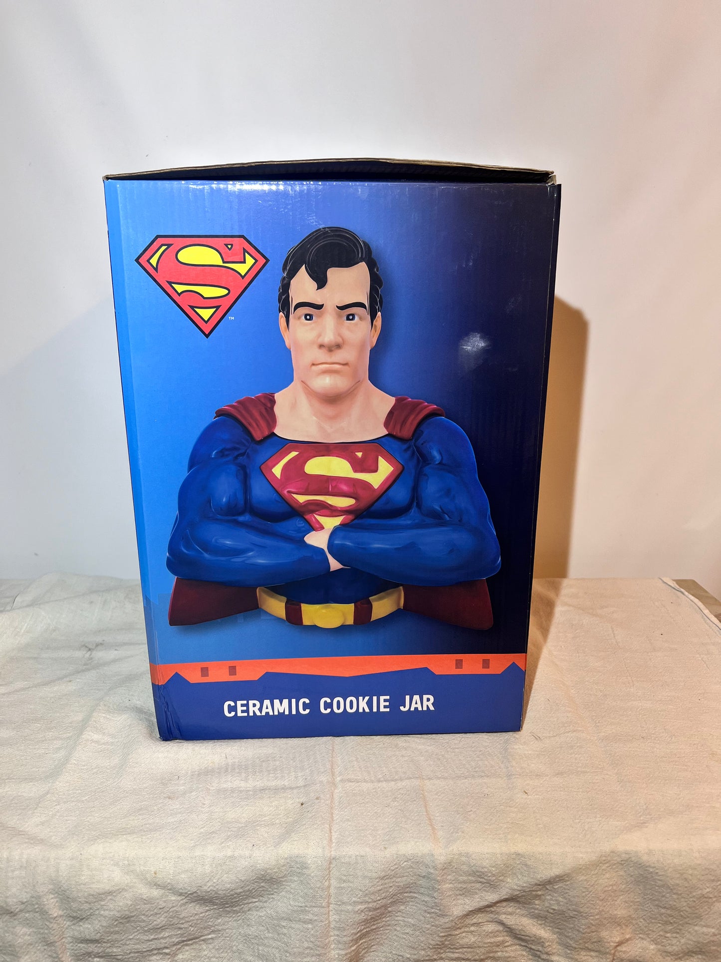 Super Man -13” Cookie Jar - DC Comics-limited edition- #370/3,600