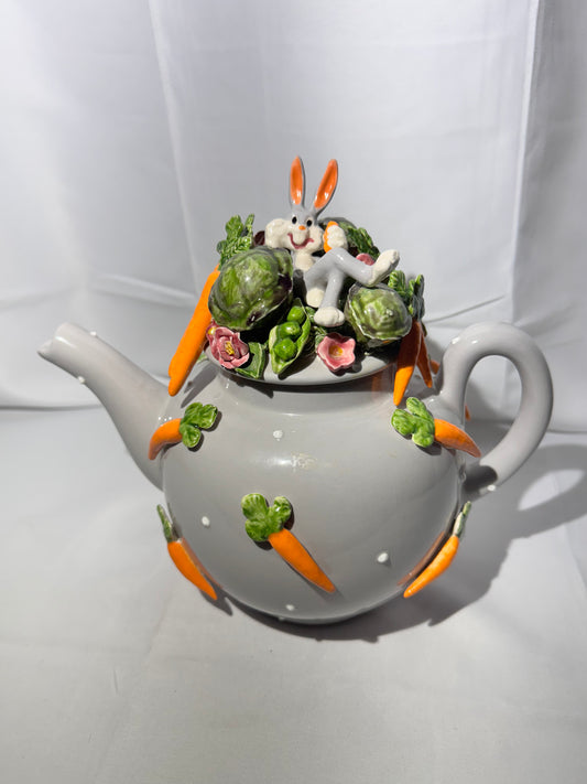Bugs Bunny - Teapot - Warner Brothers- Looney Tunes- limited edition-number 53/250- Laraine Eggleston
