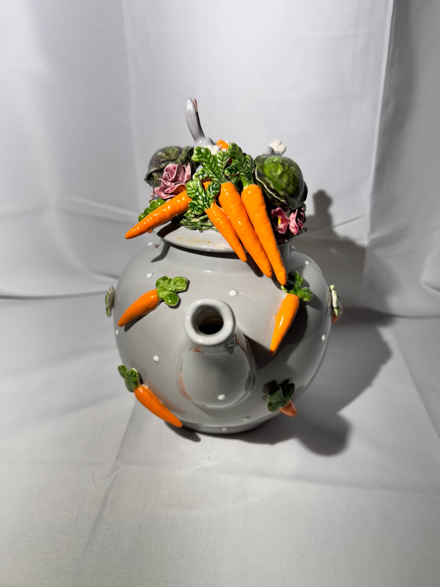 Bugs Bunny - Teapot - Warner Brothers- Looney Tunes- limited edition-number 53/250- Laraine Eggleston
