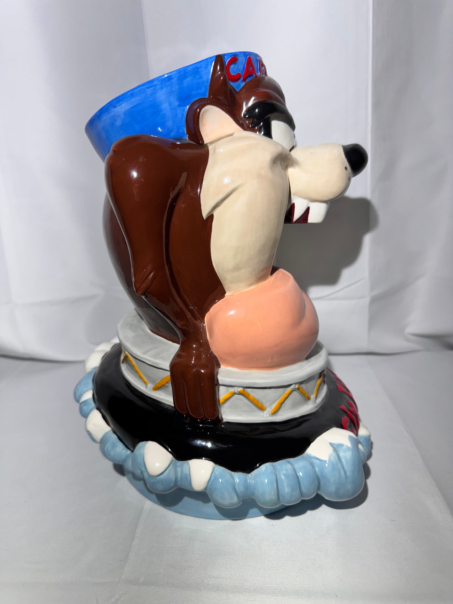 Taz -Cookie Jar - Six Flags- Looney Tunes- Warner Brothers - Captain-1997