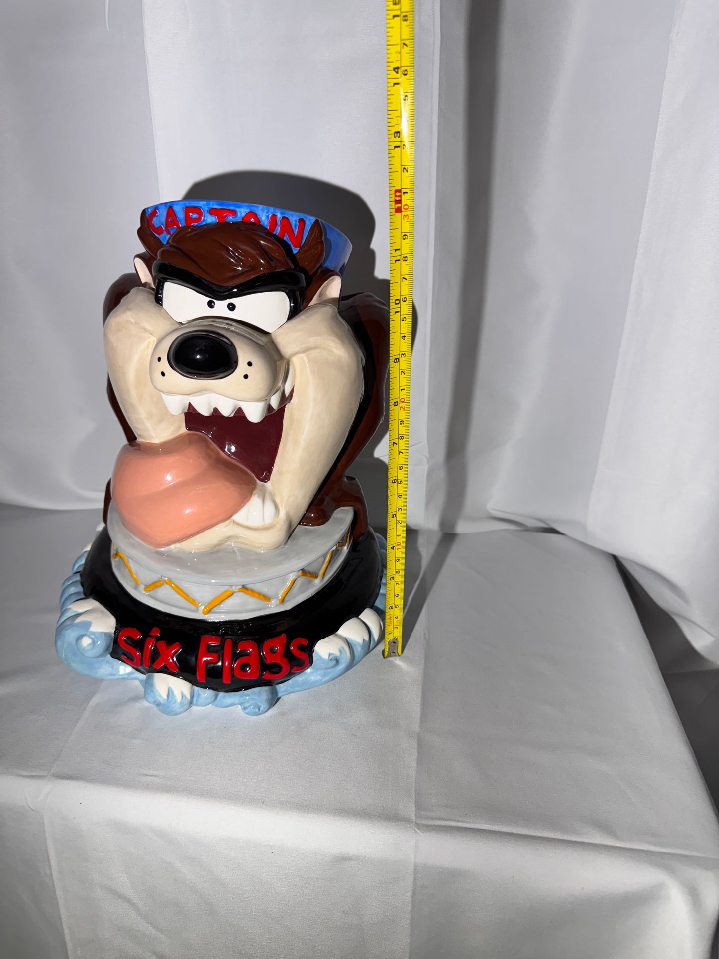 Taz -Cookie Jar - Six Flags- Looney Tunes- Warner Brothers - Captain-1997