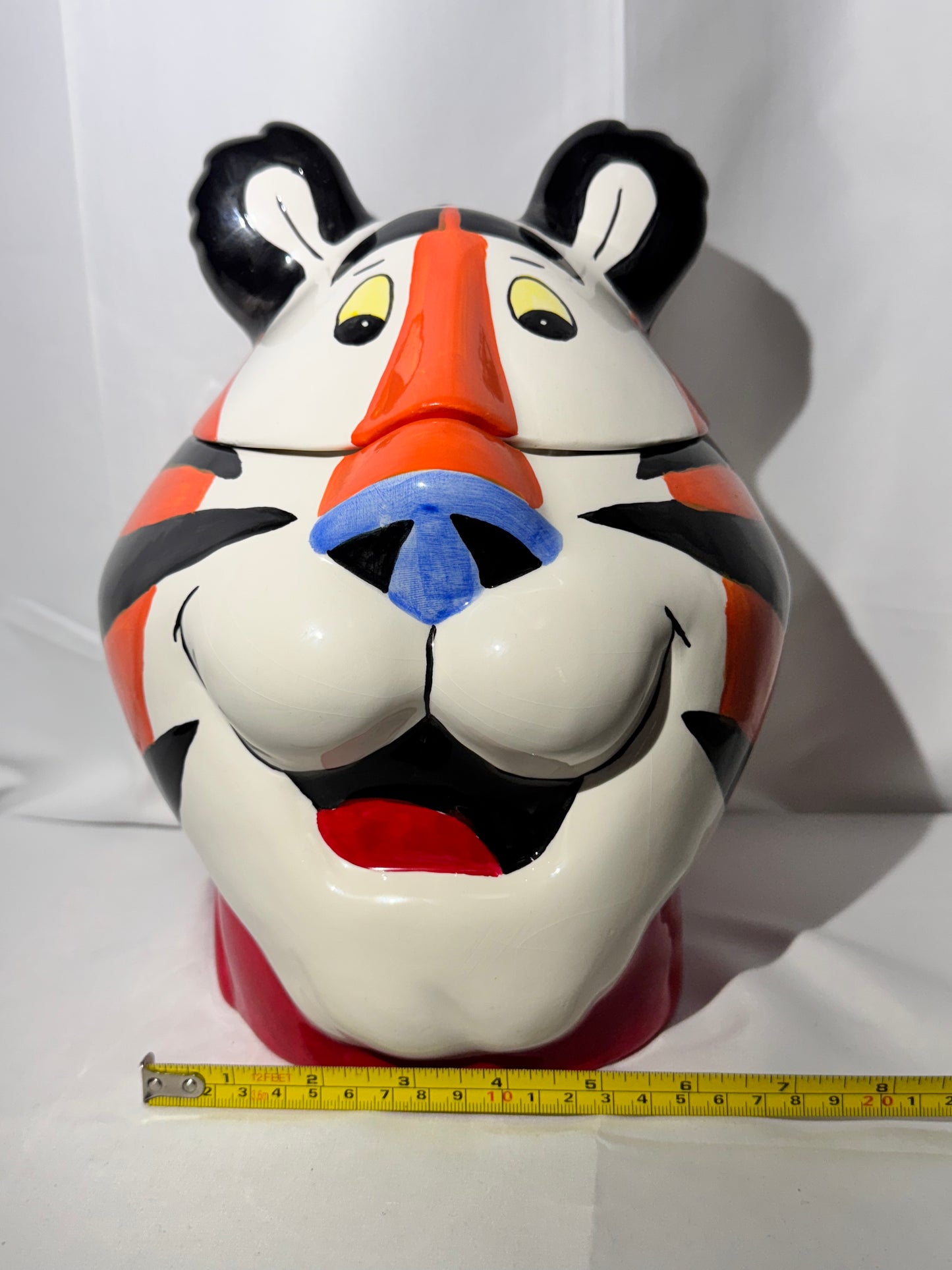 Tony, the Tiger -10 1/2“ cookie jar-Kellogg’s-1997