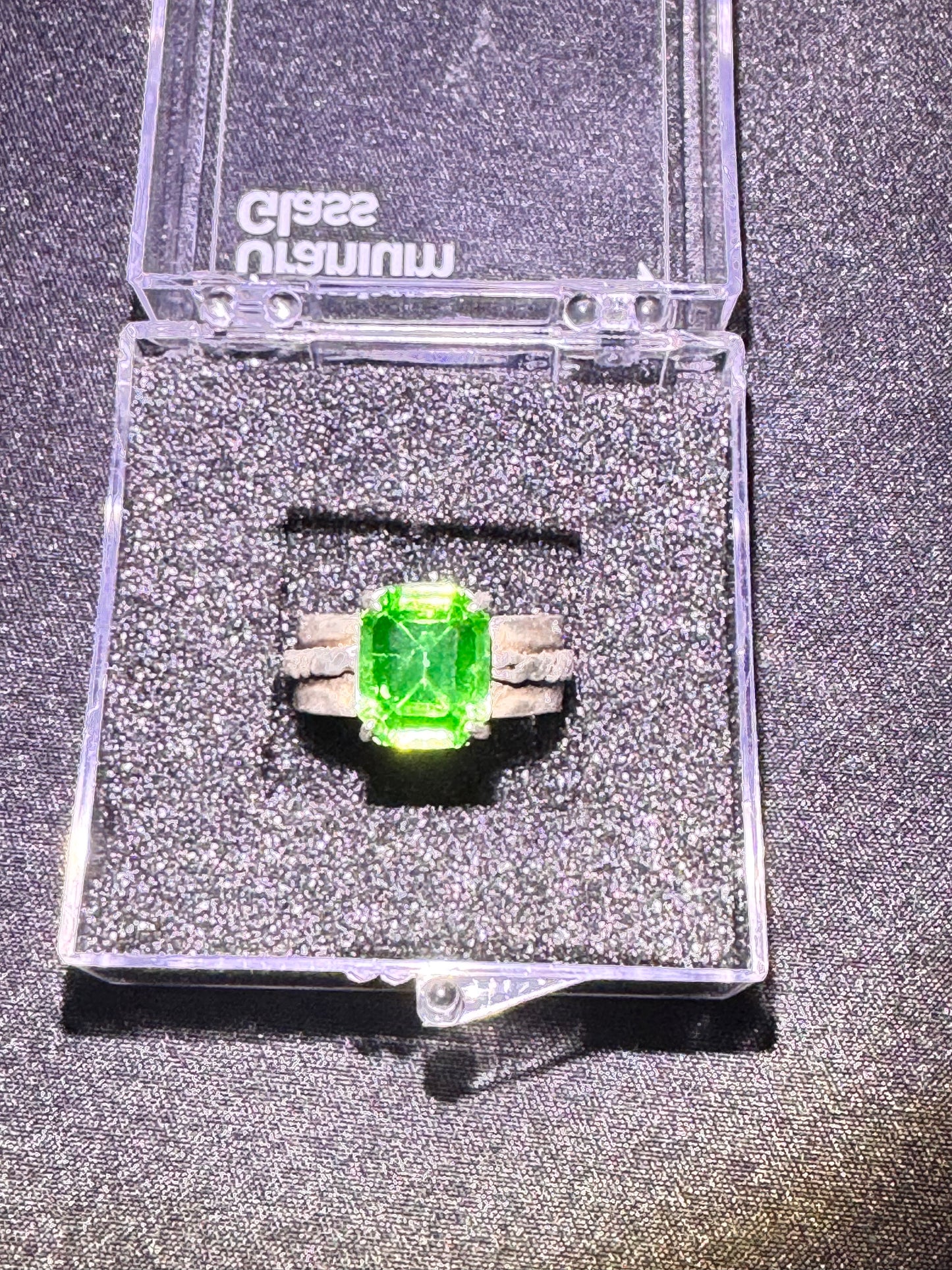Uranium- Ring - size 9.5 - .925 Sterling Silver- Green Gemstone-